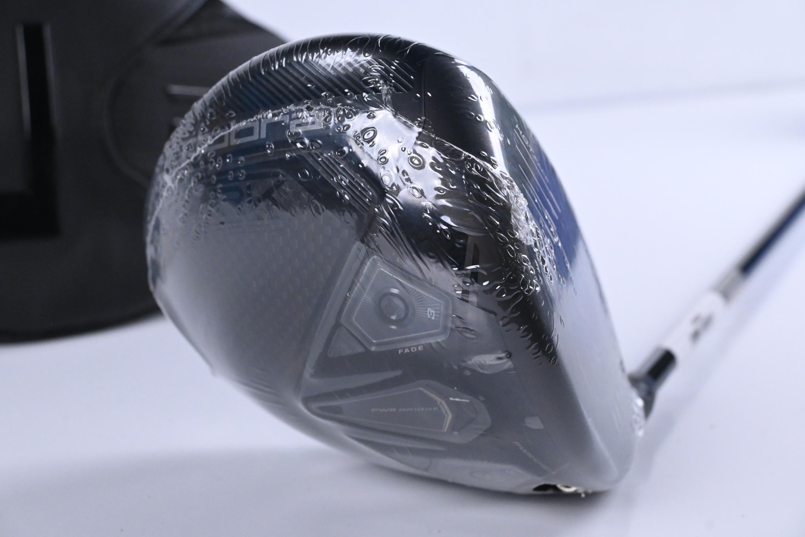 Cobra Darkspeed LS Driver / 10.5 Degree / Stiff Flex UST Mamiya Lin-Q M40X 6