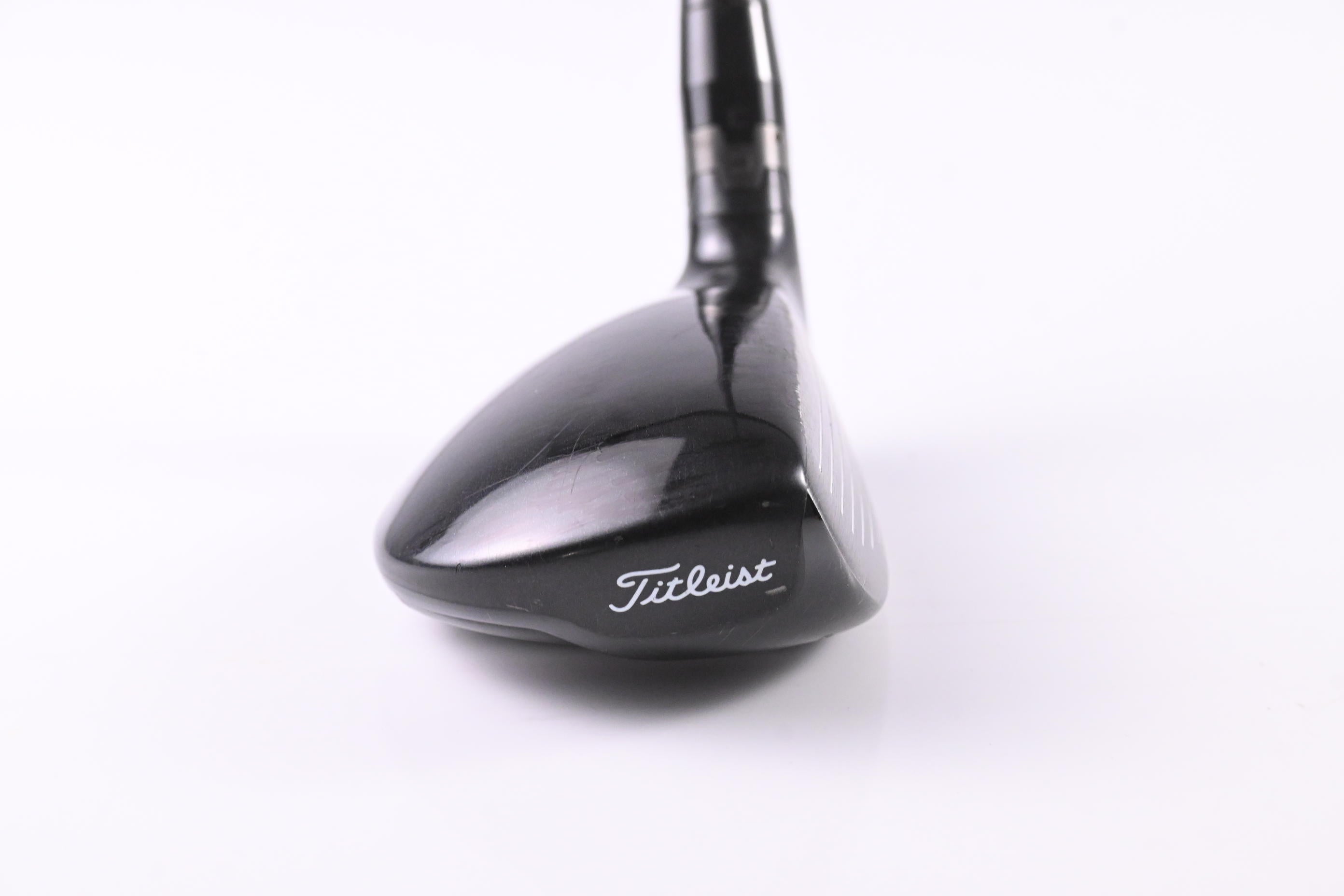 Titleist 913H #3 Hybrid / 19 Degree / Stiff Flex Diamana D+ 92 Shaft