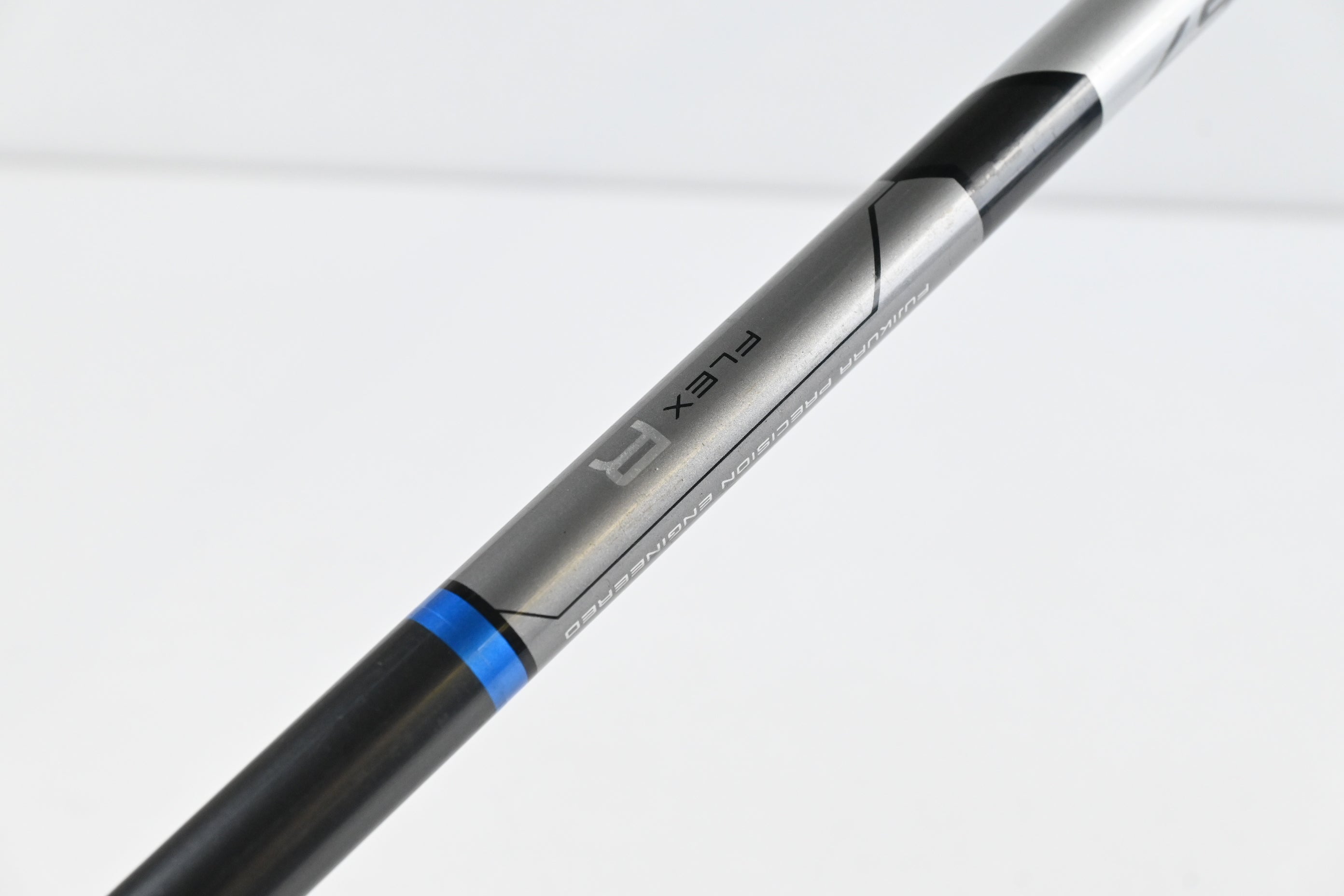 Taylormade SLDR Driver / 10.5 Degree / Regular Flex Fujikura Speeder 57 Shaft