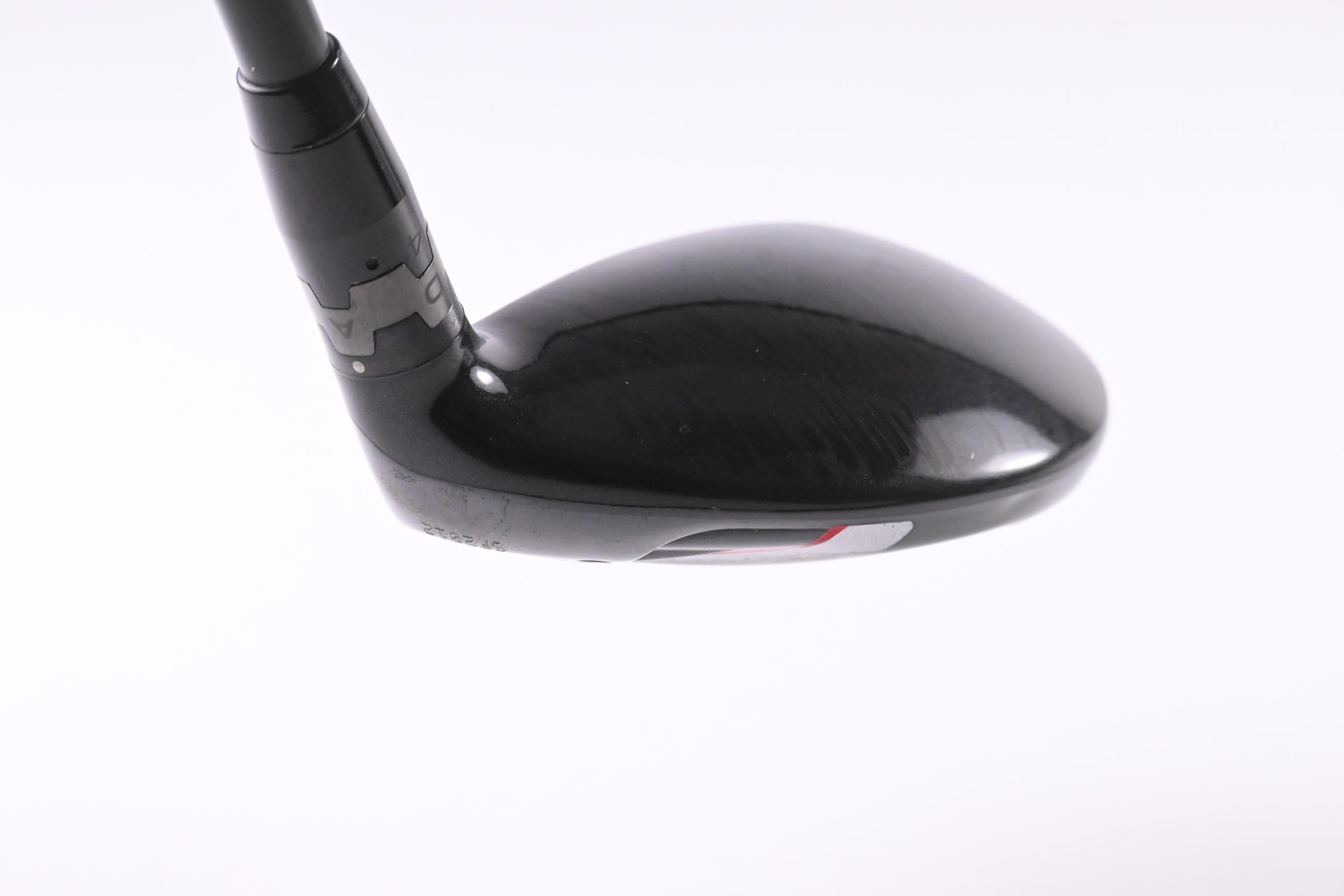 Titleist 913H #3 Hybrid / 19 Degree / Stiff Flex Diamana D+ 92 Shaft