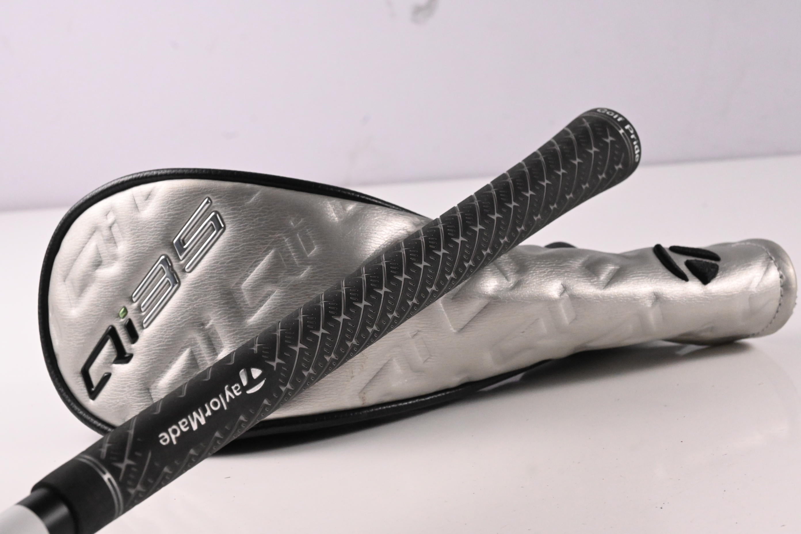 Taylormade Qi35 Max #5 Hybrid / 27 Degree / Regular Flex Air Speeder 50 Shaft