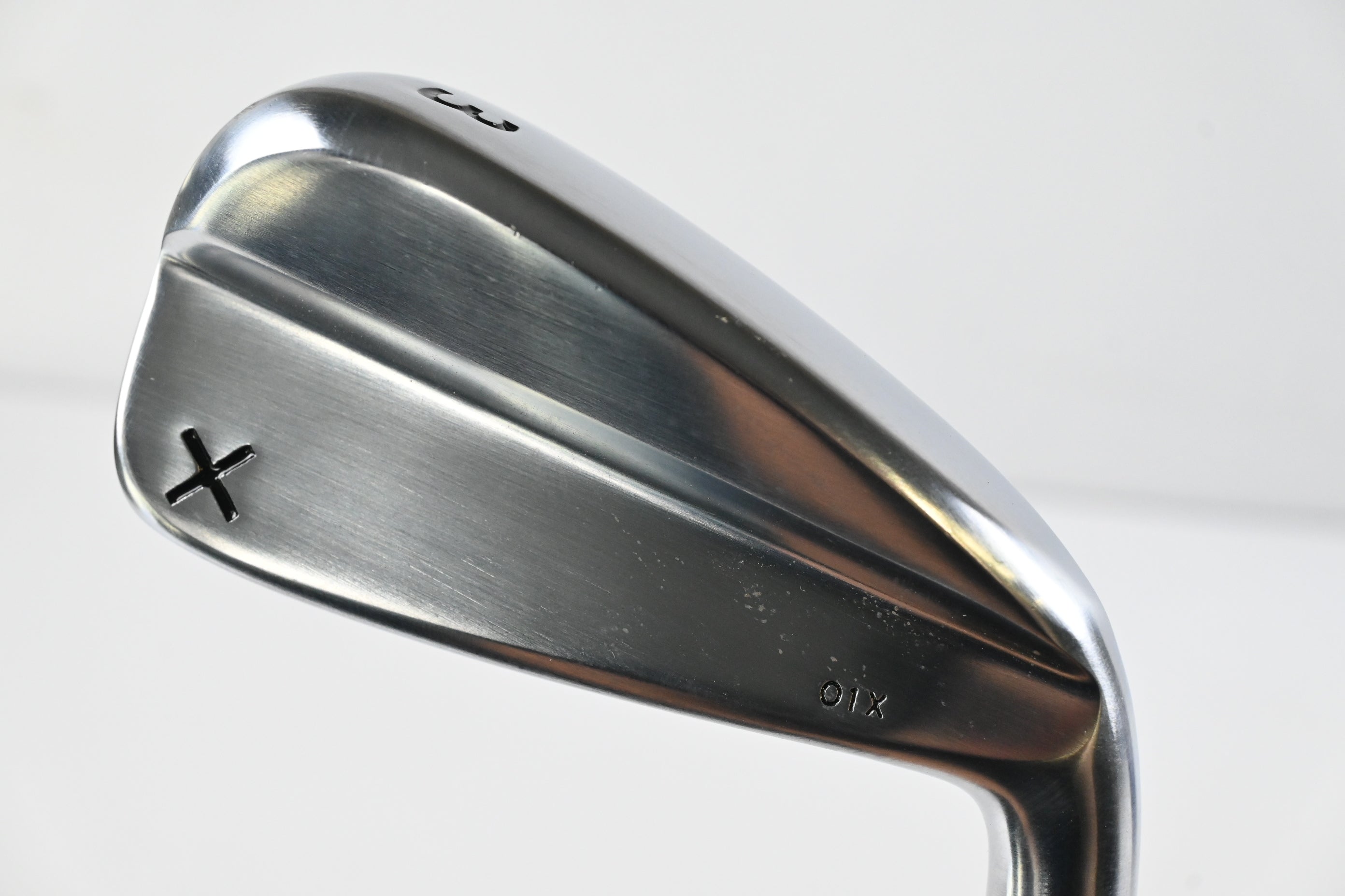 Caley 01X #3 Iron / 20 Degree / Regular Flex UST Mamiya Recoil Dart 65 Shaft