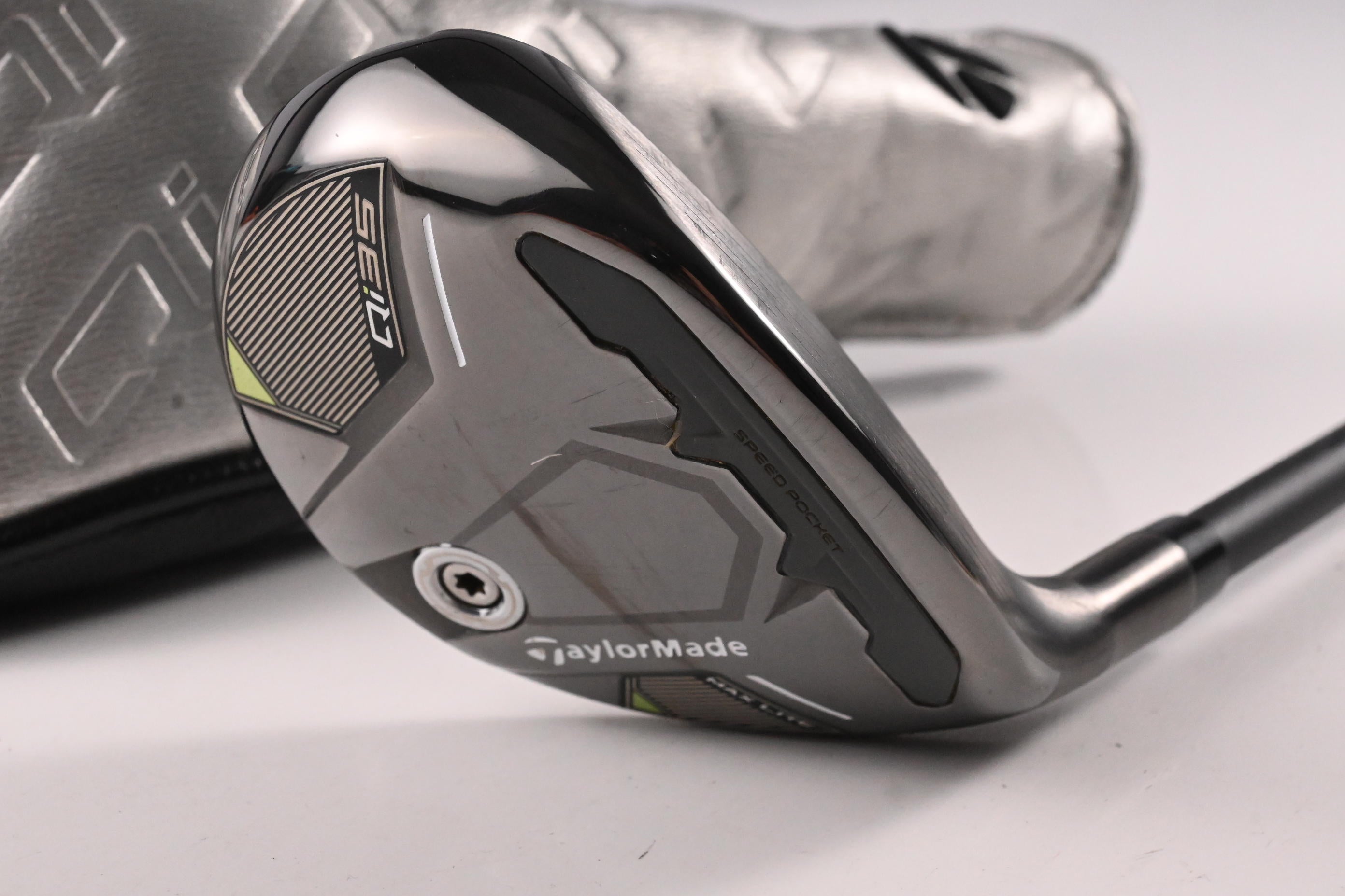 Taylormade Qi35 Max Lite #7 Hybrid / 35 Degree / Senior Flex Vanquish 5 Shaft