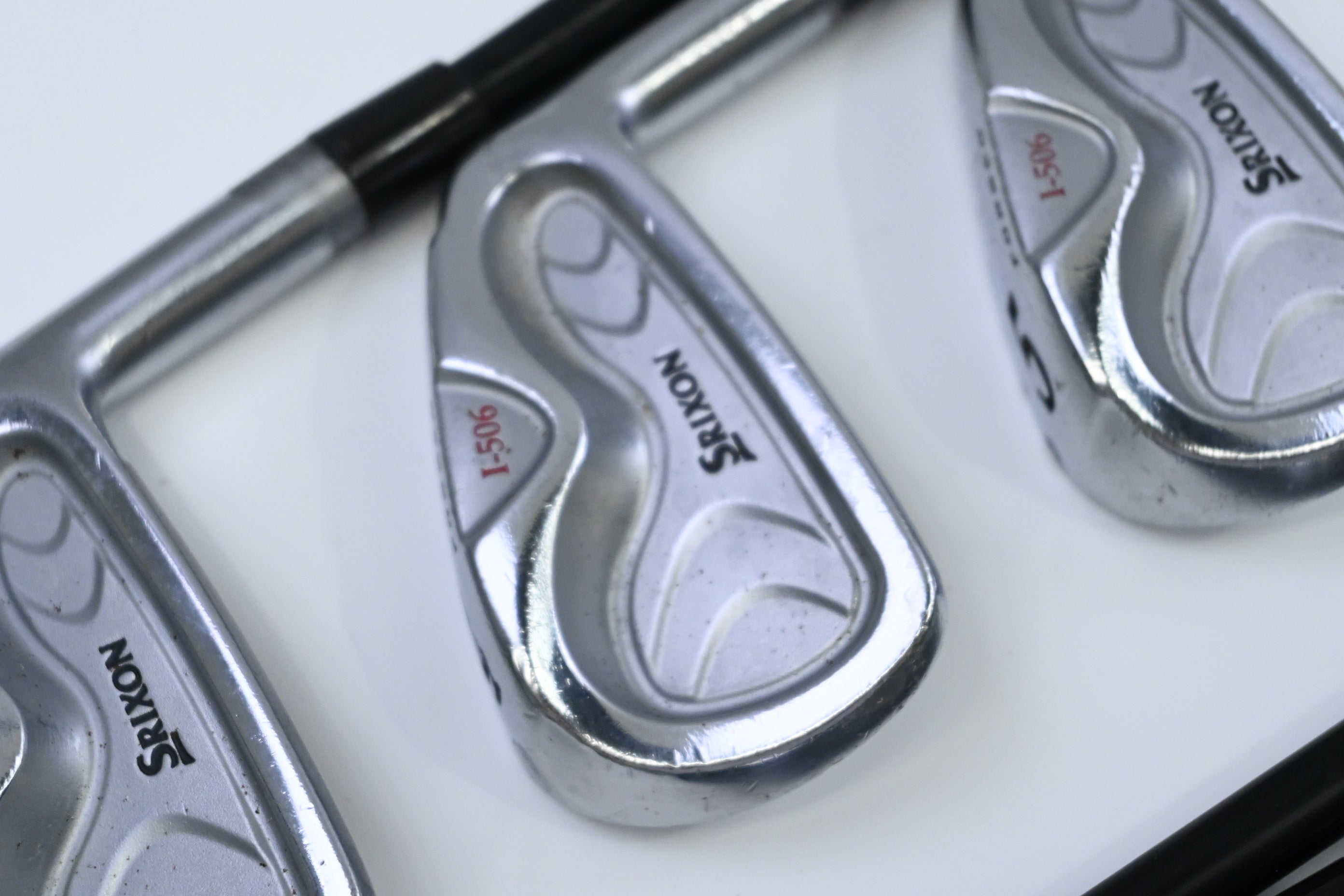 Srixon I-506 Irons / 3-9 / Stiff Flex Ping Alta CB Shafts