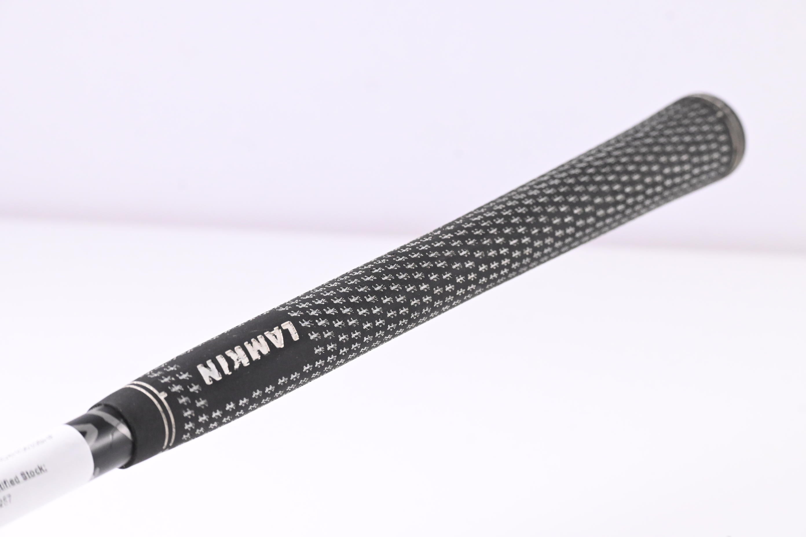 Titleist 913H #3 Hybrid / 19 Degree / Stiff Flex Diamana D+ 92 Shaft