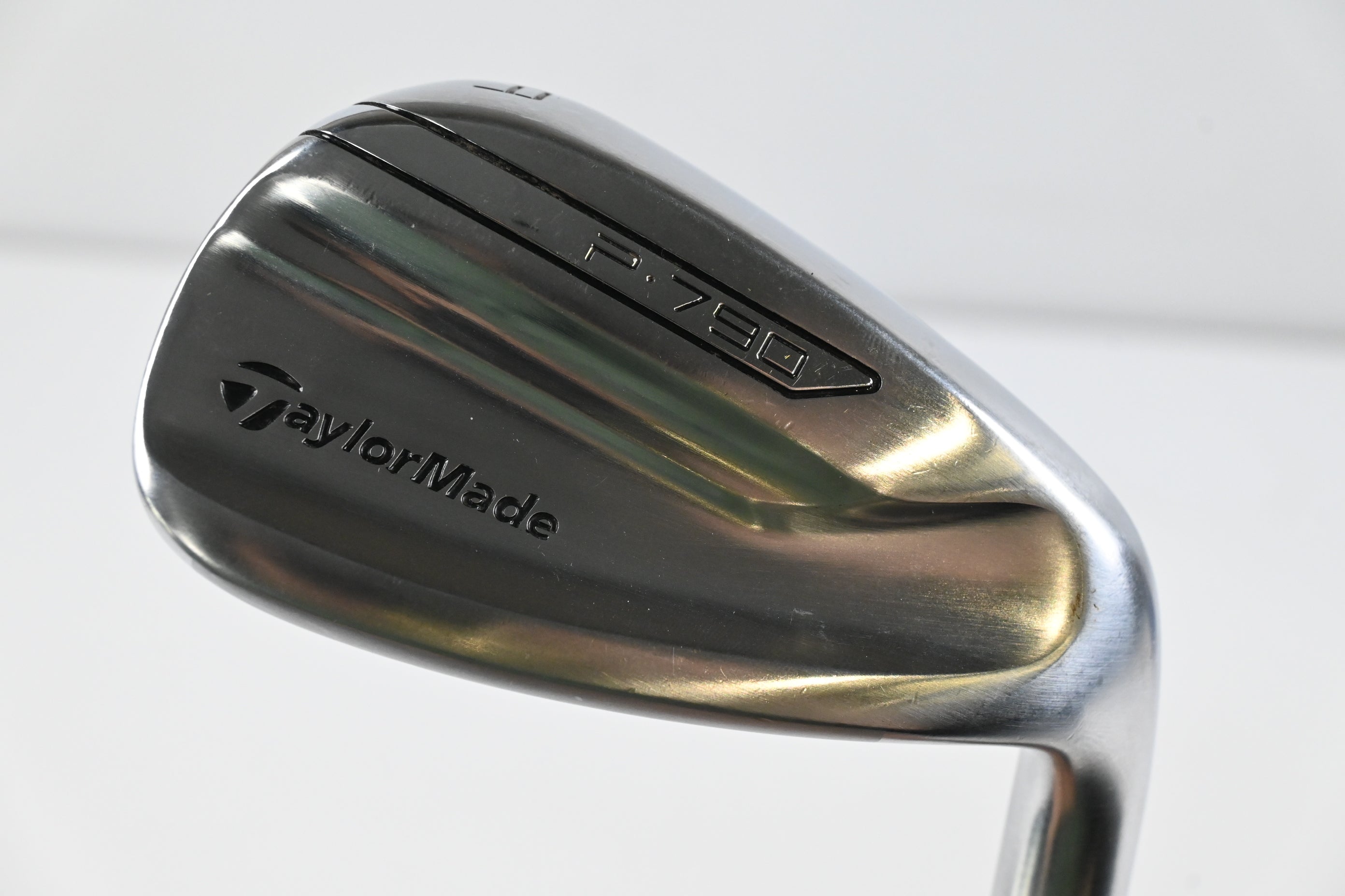 Taylormade P790 2017 Gap Wedge / 50 Degree / Stiff Flex Dynamic Gold 105 S300