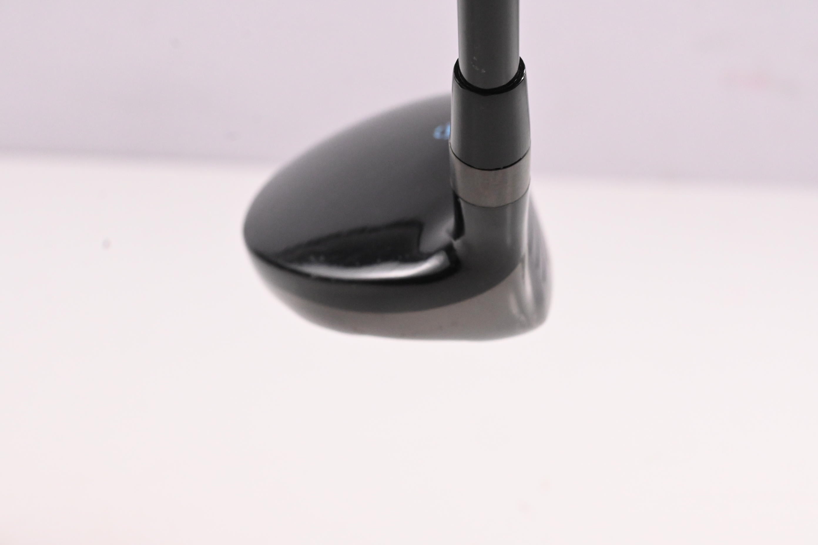 Left Hand Lazrus #3 Hybrid / 18 Degree / Regular Flex Lazrus Graphite Shaft
