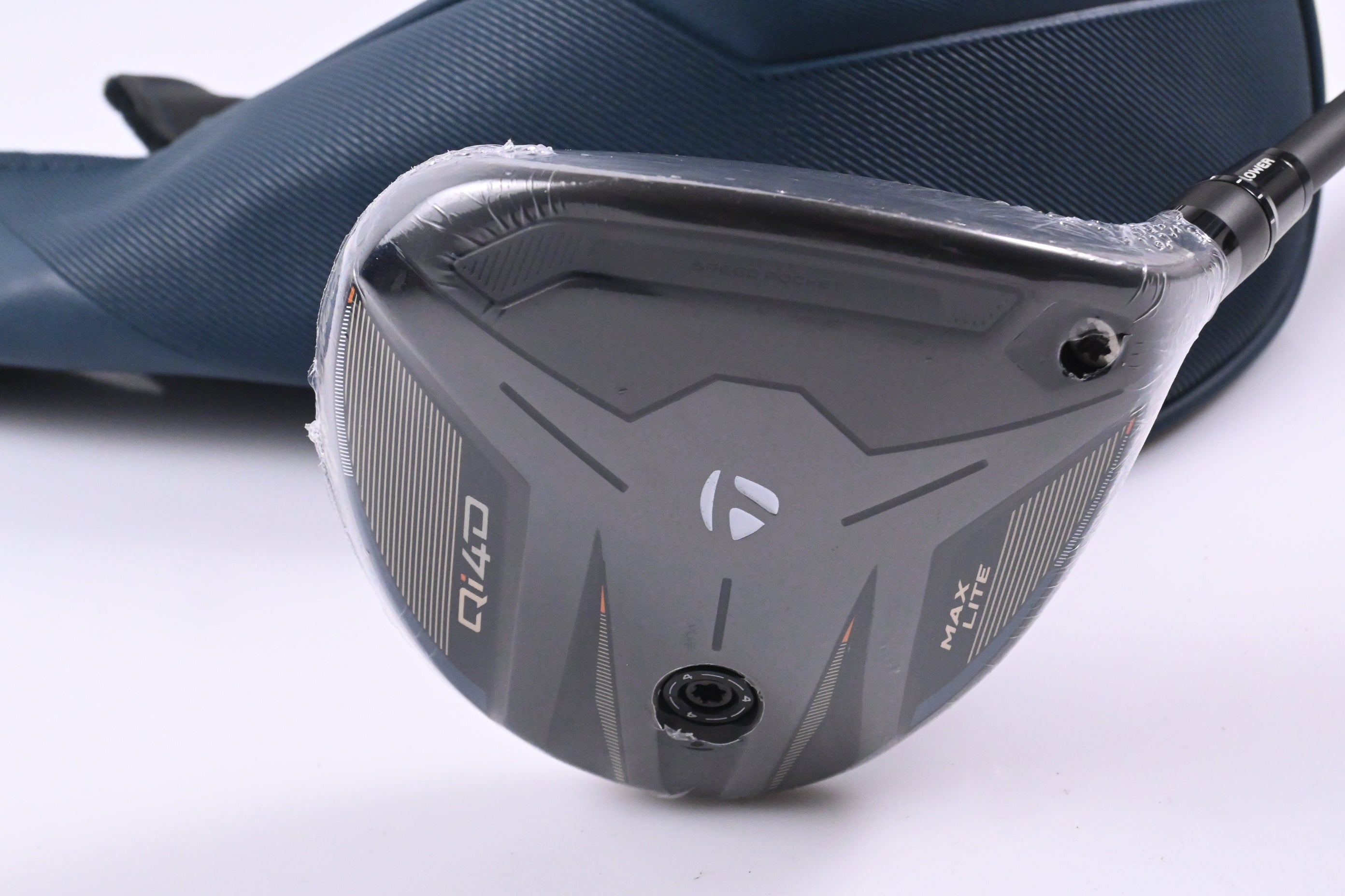 Taylormade Qi4D Max Lite #5 Wood / 18 Degree / Regular Flex REAX 55 Shaft