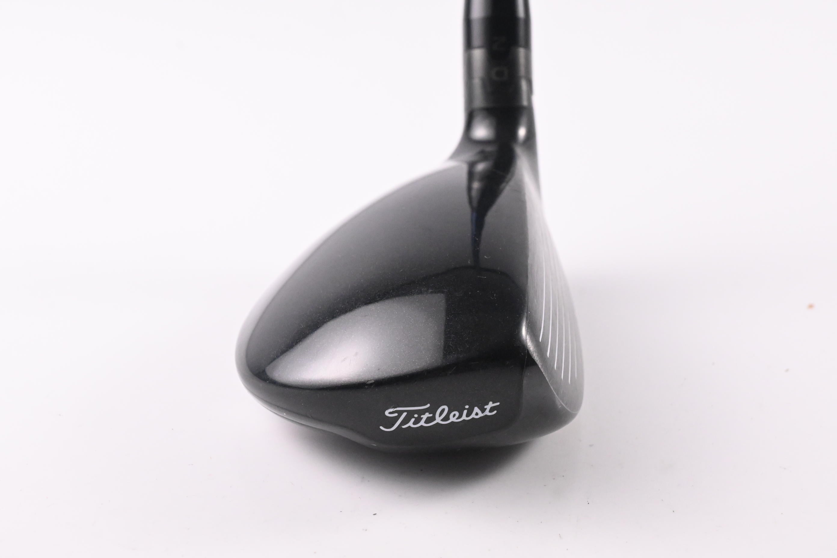 Titleist 913H #3 Hybrid / 19 Degree / Stiff Flex Project X -HD2 92 Shaft