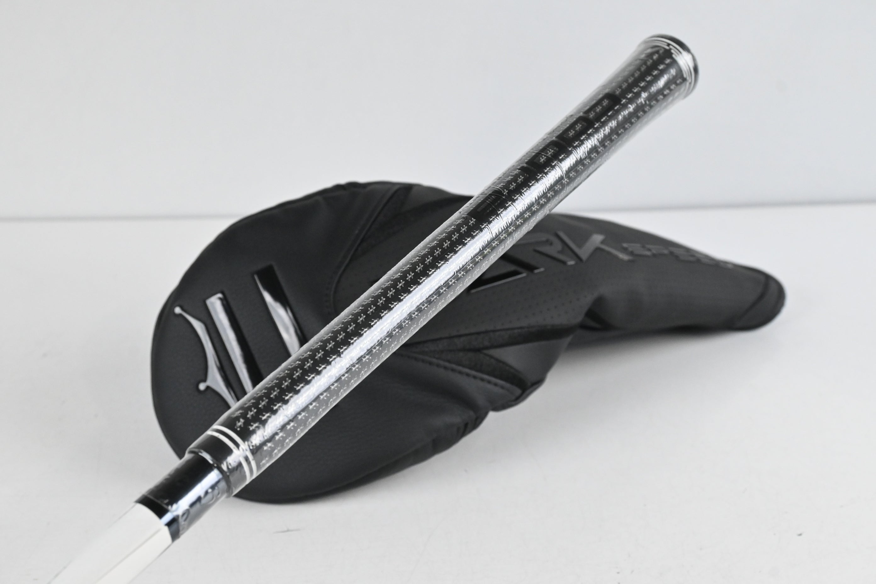 Cobra Darkspeed X Driver / 12 Degree / Regular Flex UST Mamiya Lin.Q M40X 6