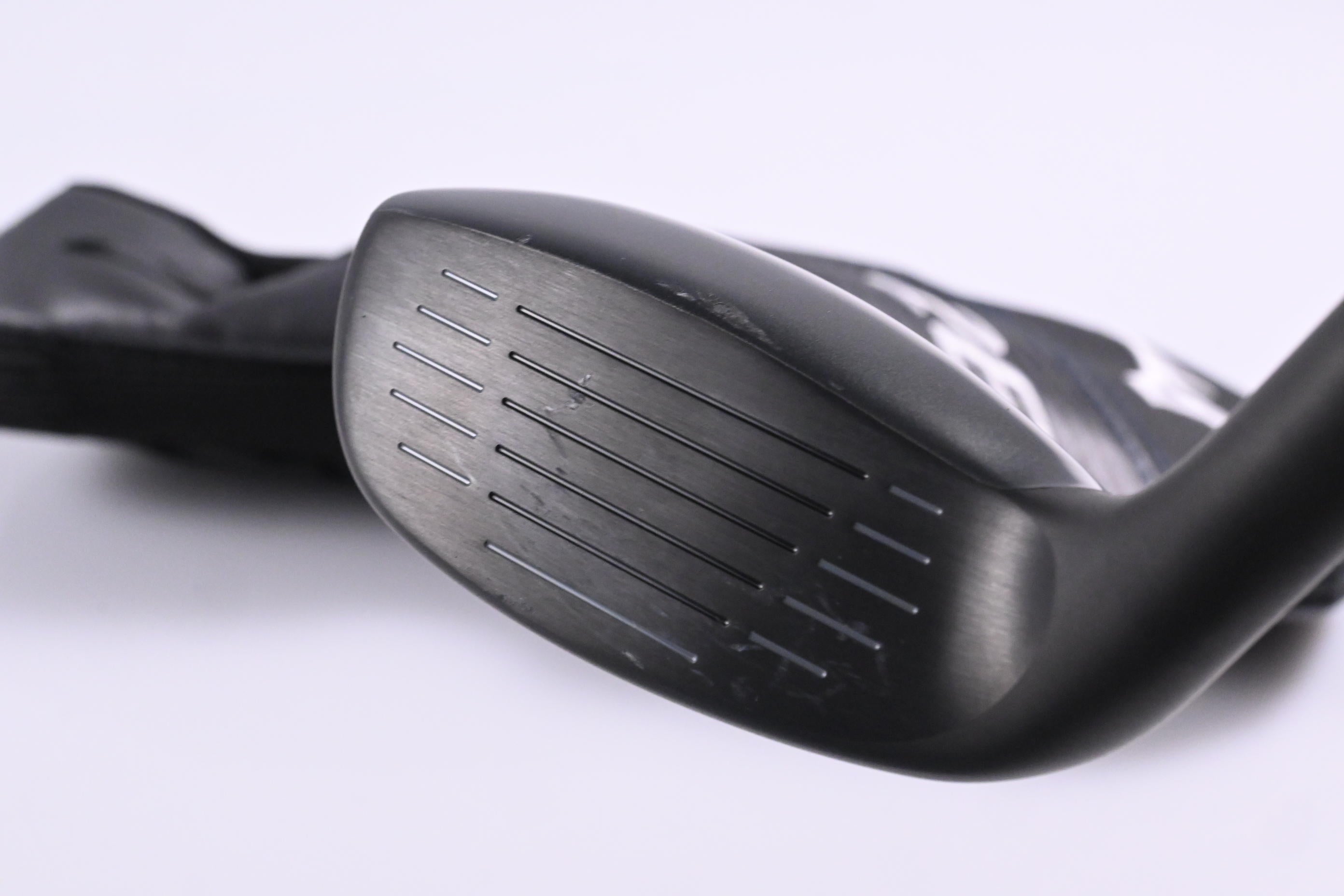 Mizuno JPX 925 Fli-Hi #7 Hybrid / 28 Degree / Stiff Flex Steel Shaft