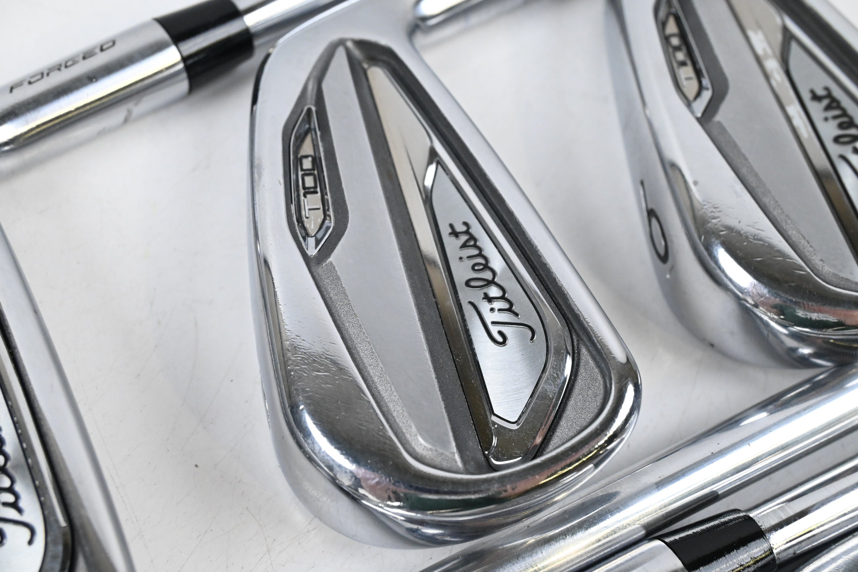 Titleist T100 2019 Irons / 4-PW / Regular+ Flex Project X Rifle Shafts