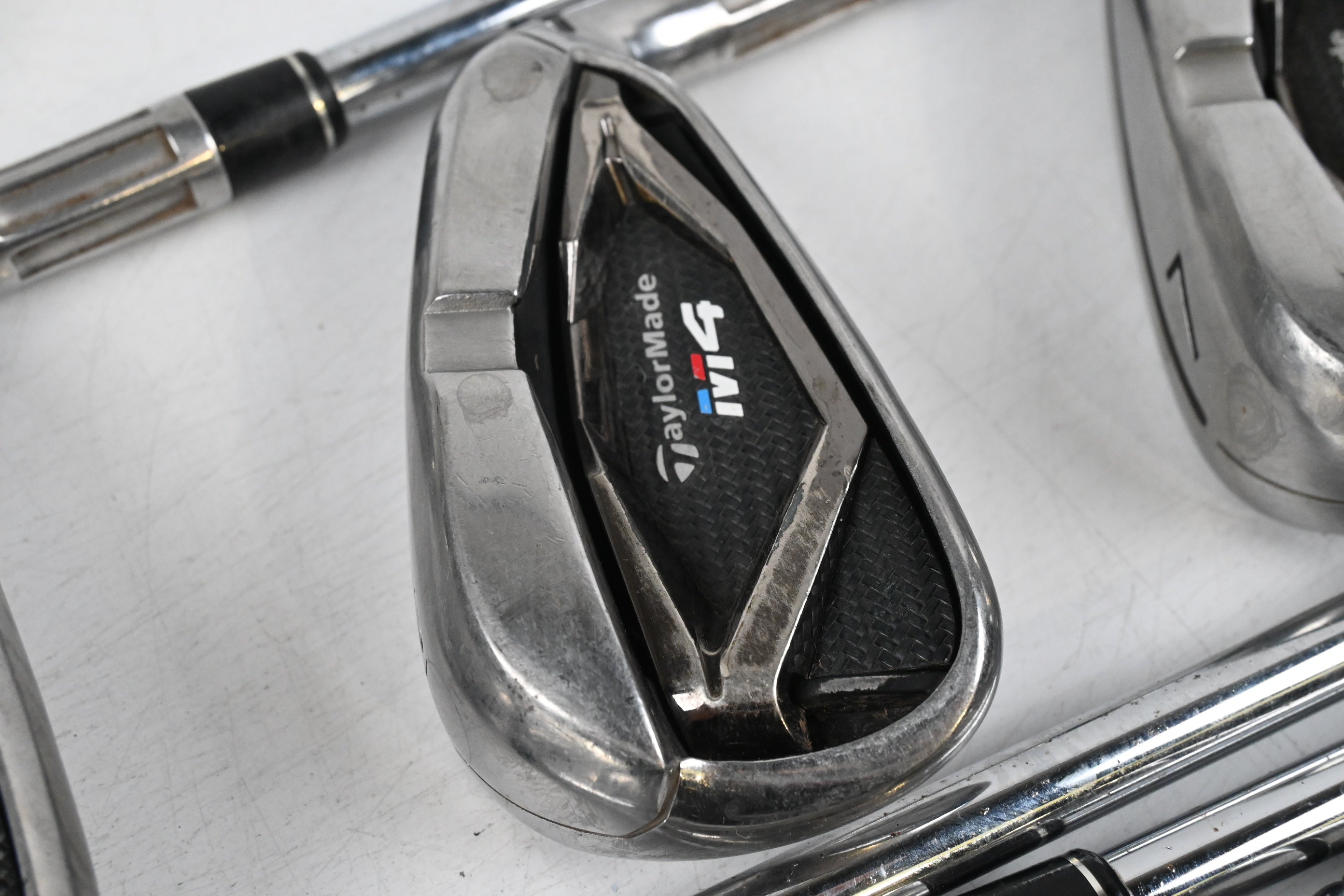 Taylormade M4 Irons / 5-PW+GW / Regular Flex KBS MAX 85 Shafts