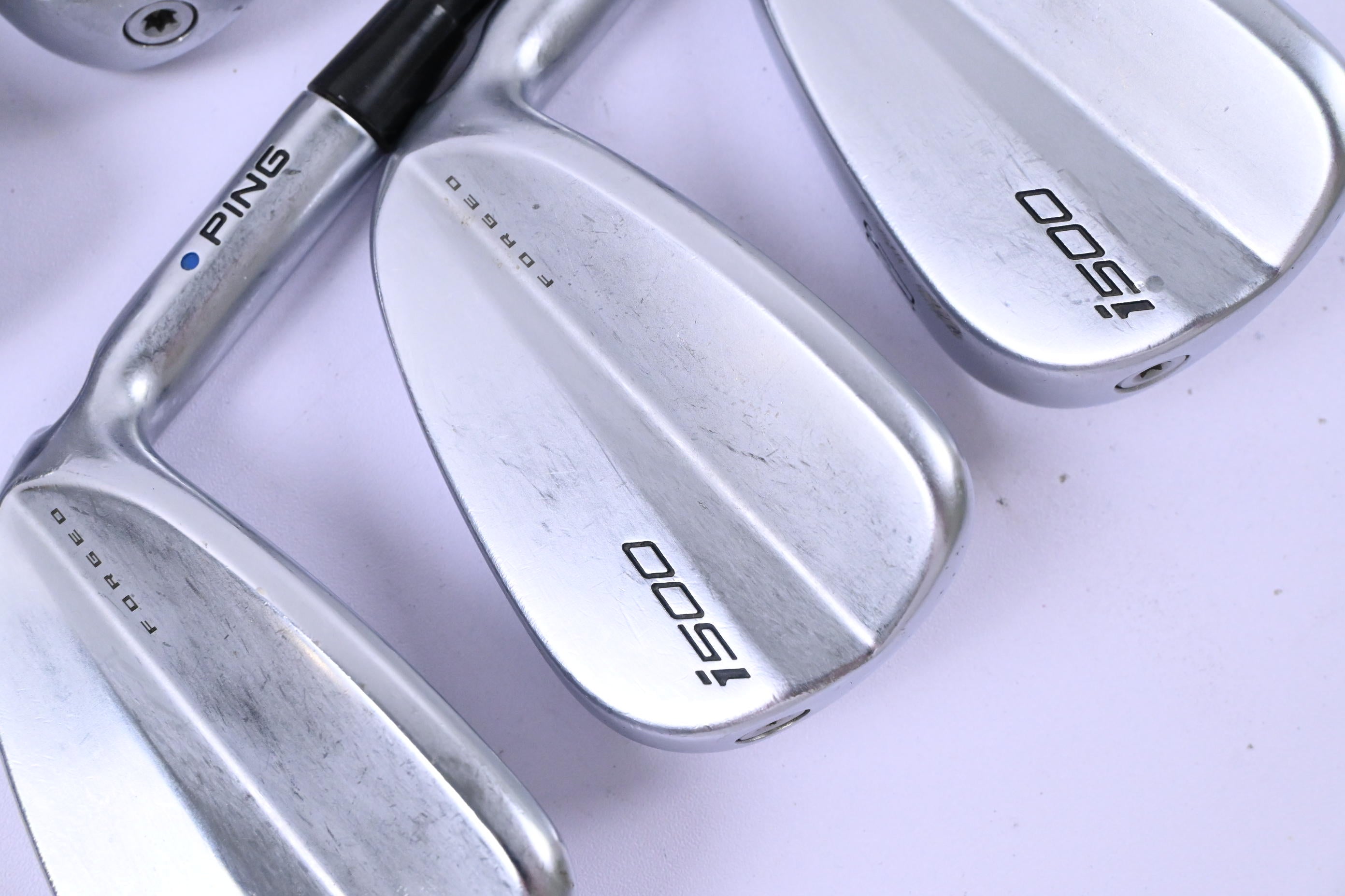 Ping i500 Irons / 5-PW / Blue Dot / Regular Flex Ping Alta CB Shafts