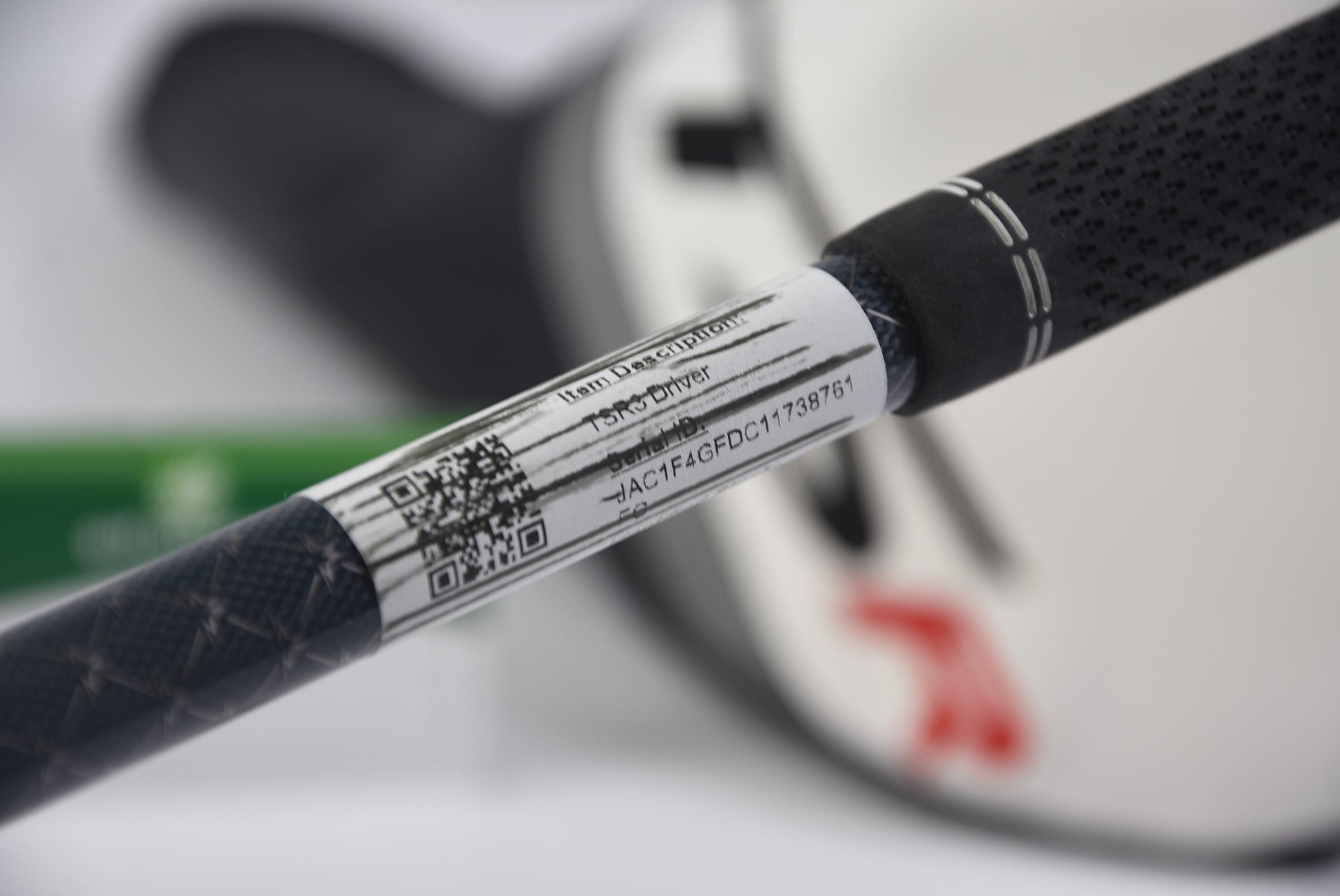 Left Hand Titleist TSR3 Driver / 8 Degree / Regular Flex Tensei AV Blue 55 Shaft