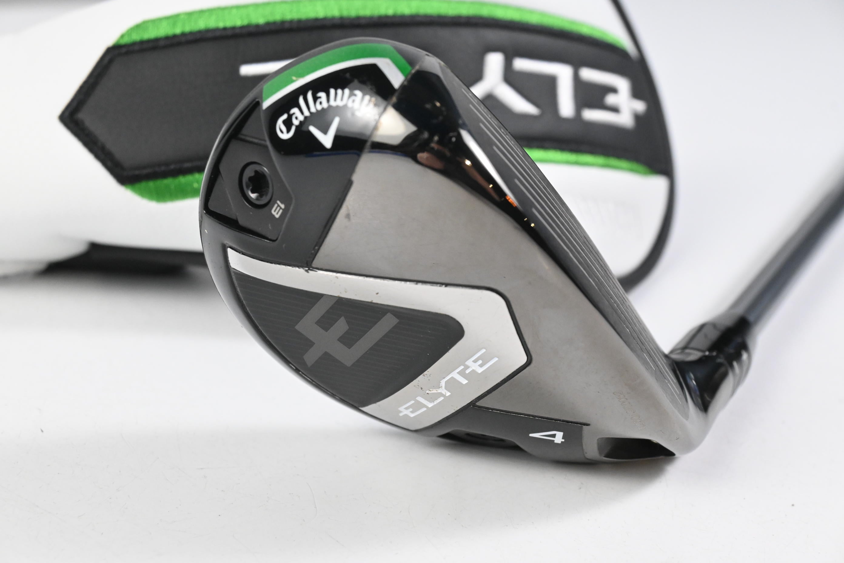 Callaway Elyte #4 Hybrid / 22 Degree / Regular Flex Denali Charcoal 60 Shaft