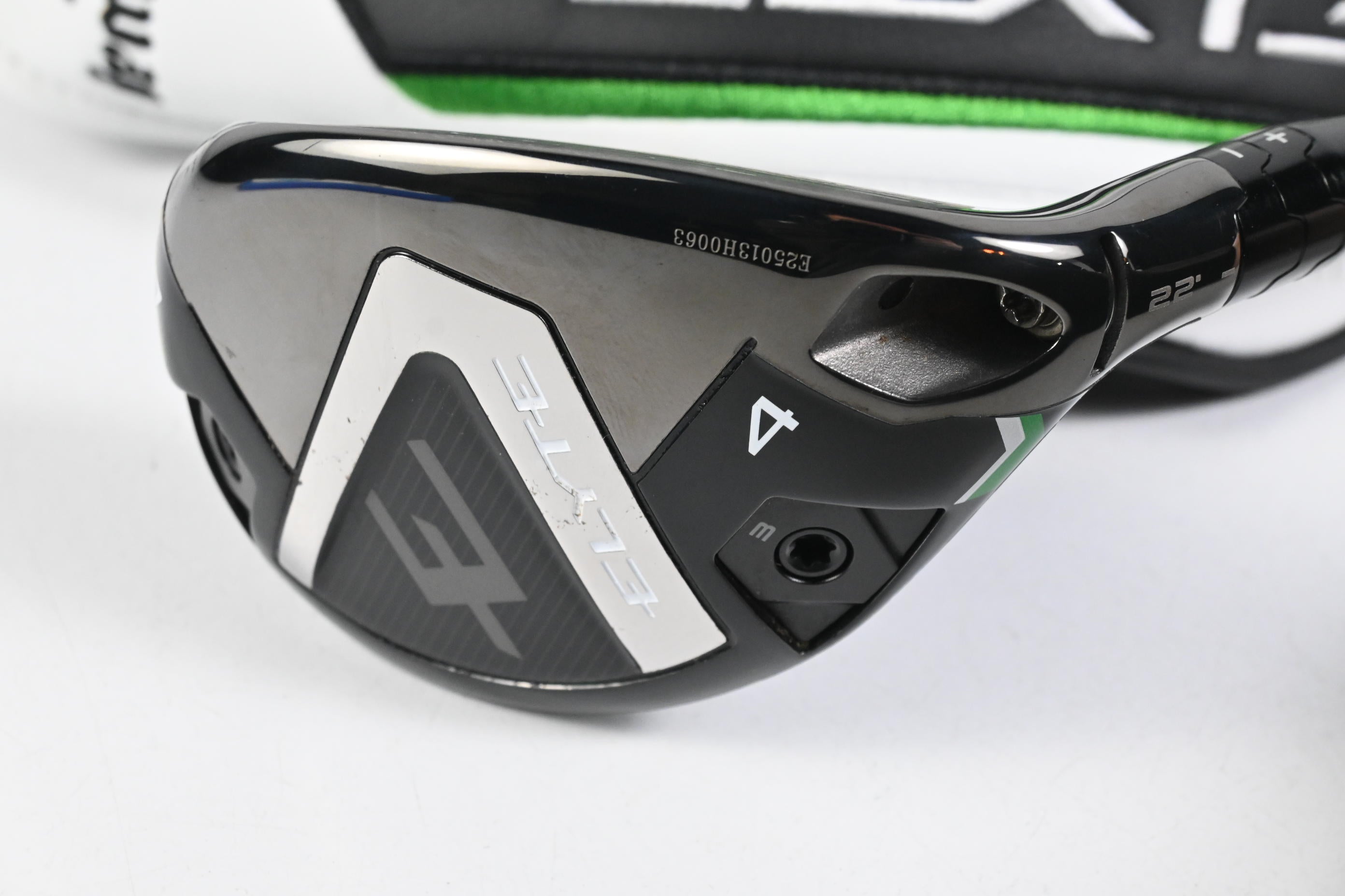 Callaway Elyte #4 Hybrid / 22 Degree / Regular Flex Denali Charcoal 60 Shaft