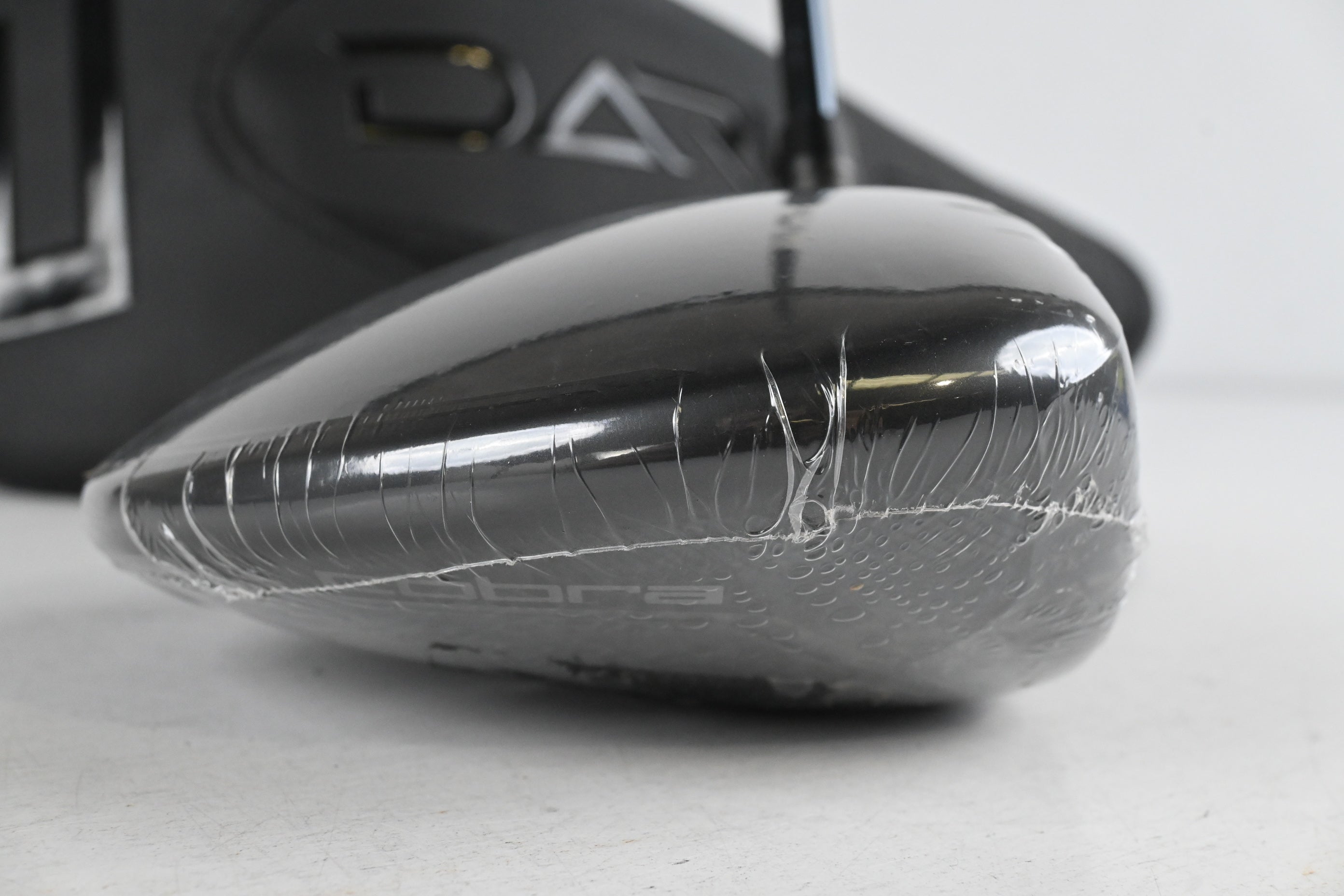Cobra Darkspeed Max Driver / 10.5 Degree / Regular Flex UST Mamiya Lin.Q M40X 5