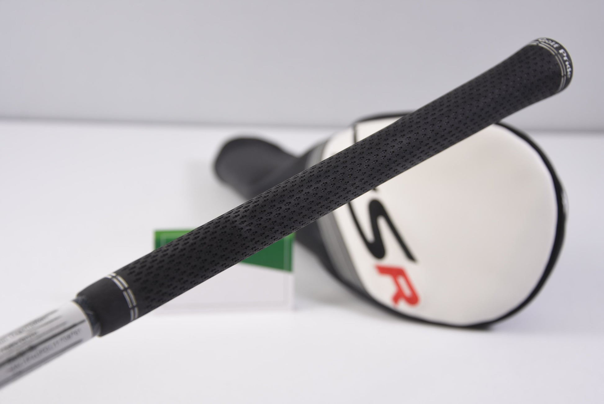 Left Hand Titleist TSR3 Driver / 8 Degree / Regular Flex Tensei AV Blue 55 Shaft