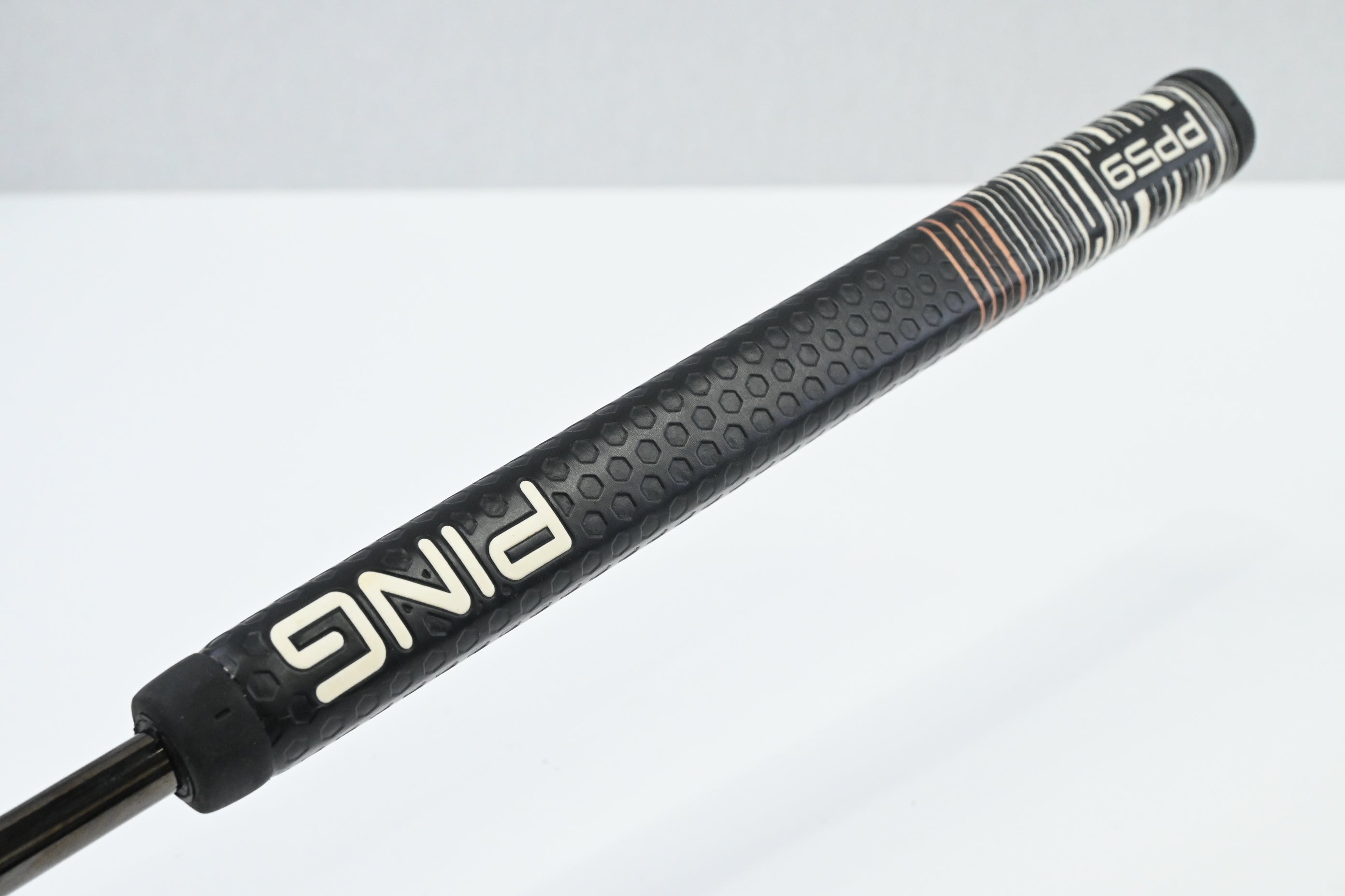 Ping Heppler Fetch Putter / 33 Inch