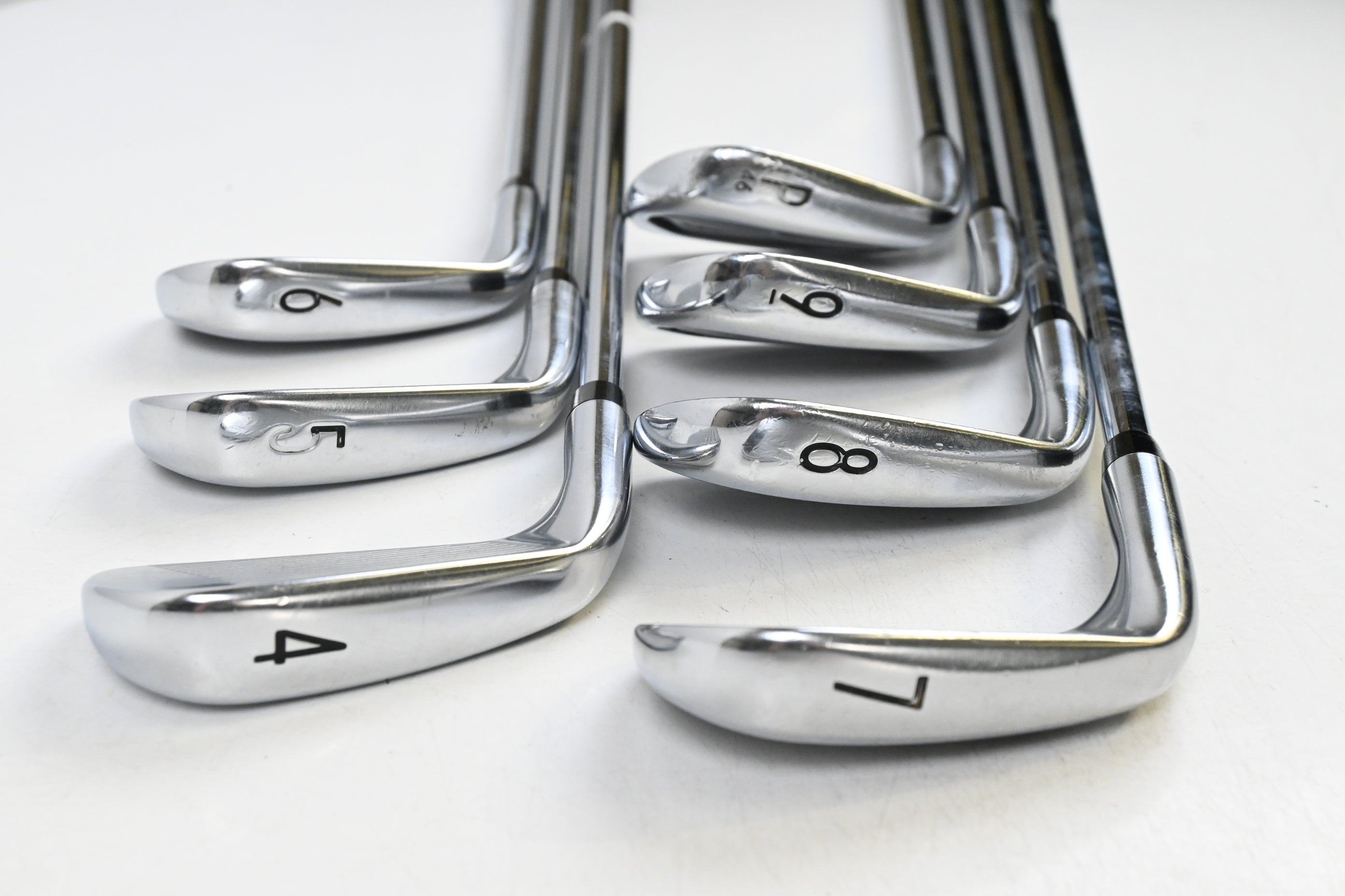 Titleist T100 2019 Irons / 4-PW / Regular+ Flex Project X Rifle Shafts