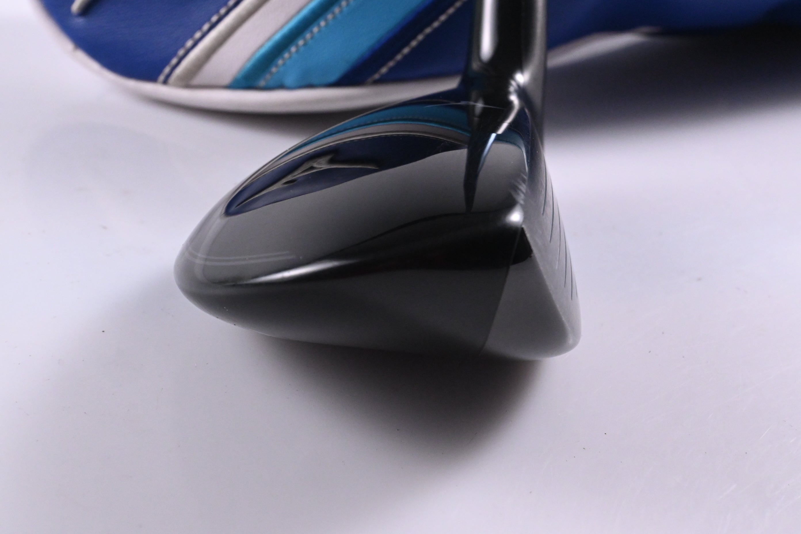 Mizuno ST-Max 230 #3 Hybrid / 19 Degree / Regular Flex UST LINQ 75 Shaft