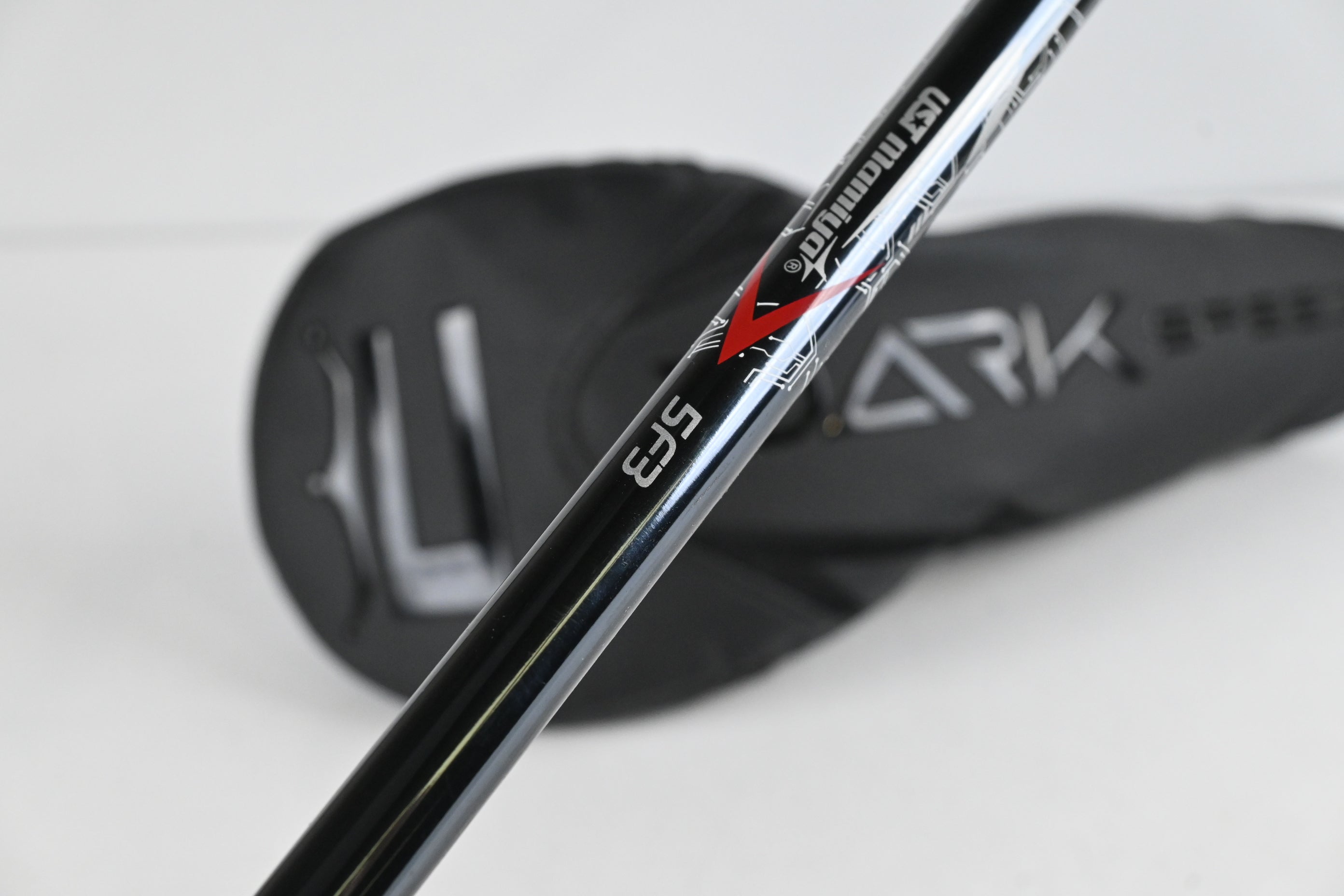 Cobra Darkspeed Max Driver / 10.5 Degree / Regular Flex UST Mamiya Lin.Q M40X 5