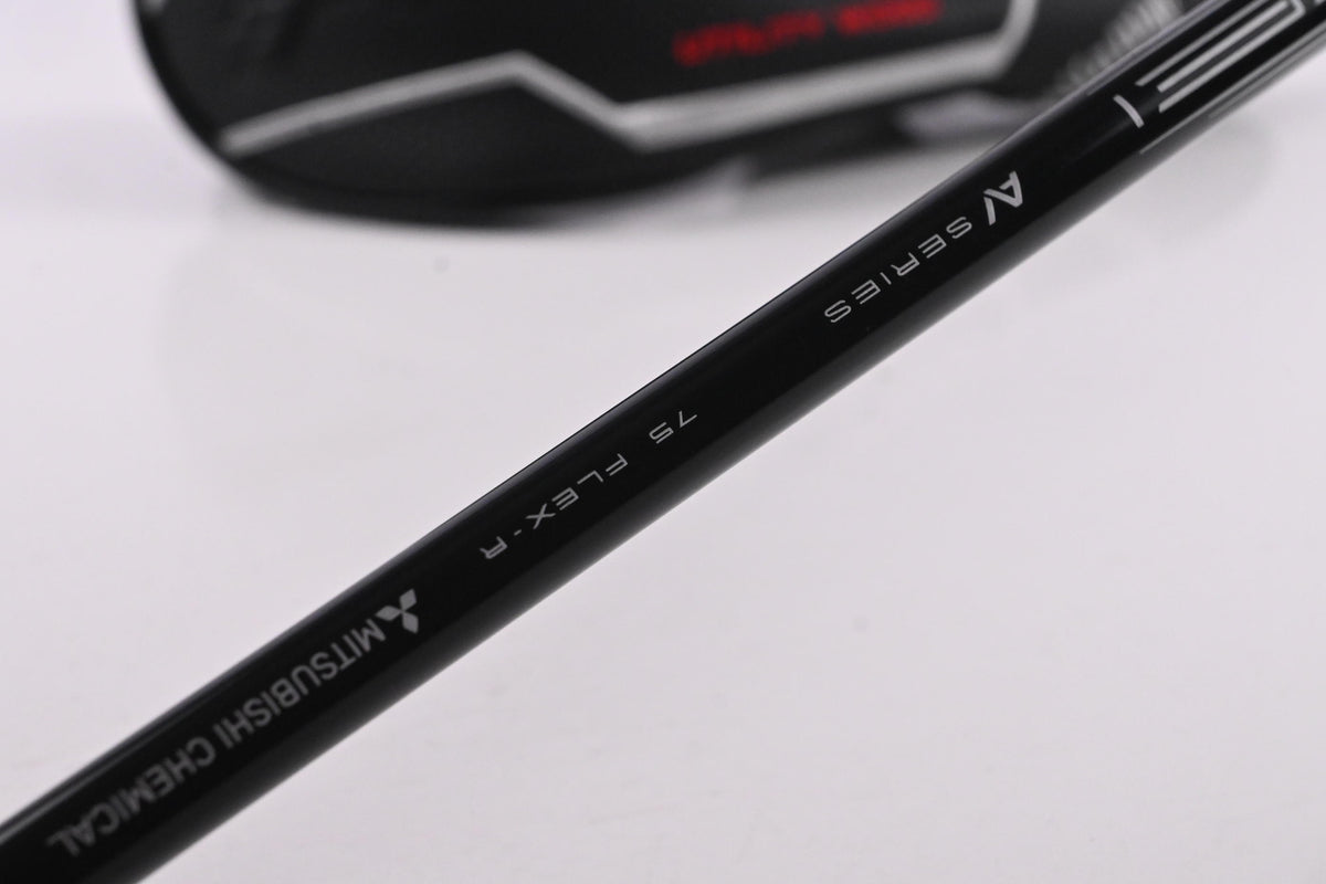 Callaway Apex UW 2025 #4 Hybrid / 21 Degree / Regular Flex Tensei AV Blue 75