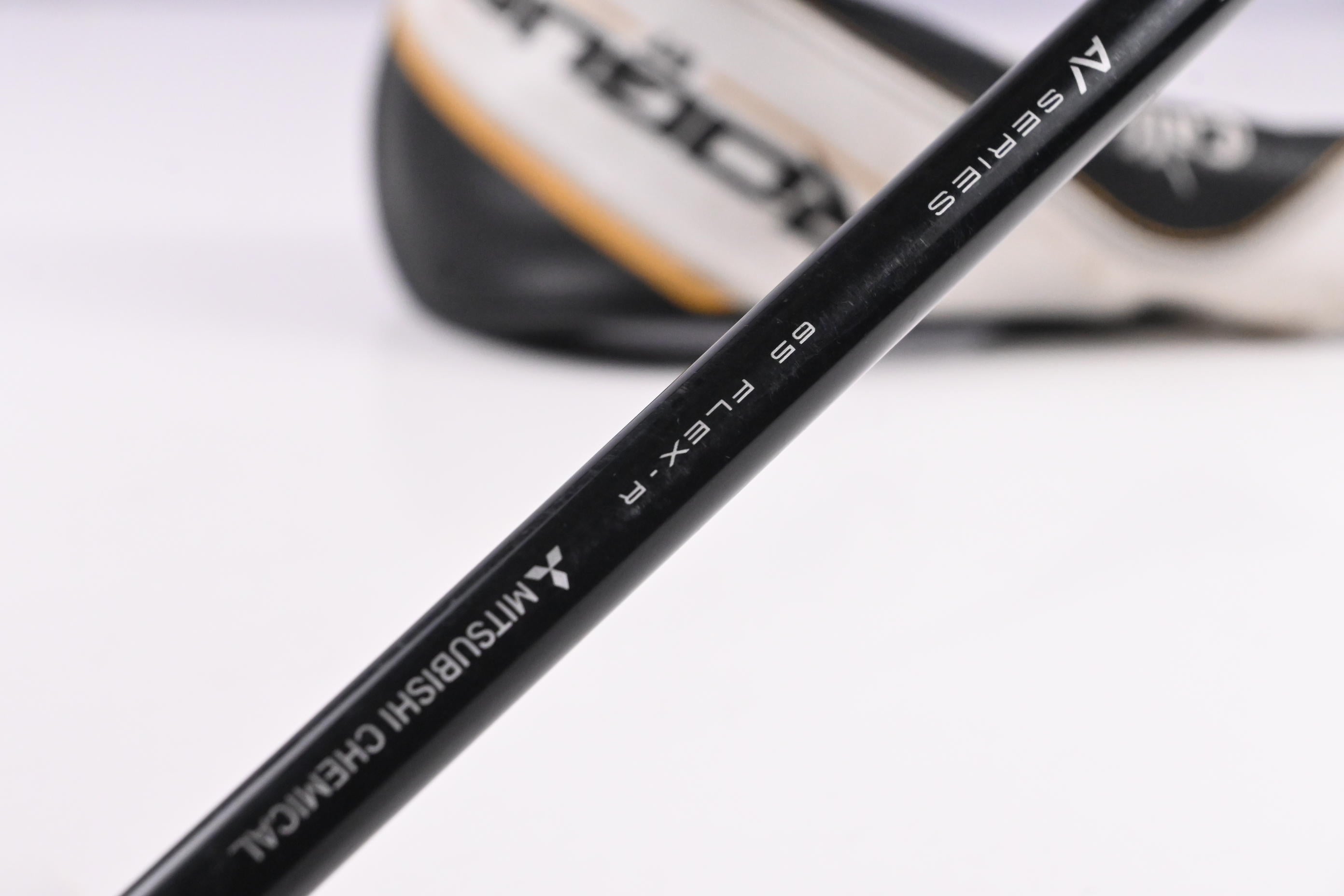 Callaway Rogue ST Max #4 Hybrid / 20 Degree / Regular Flex Tensei AV Blue 65