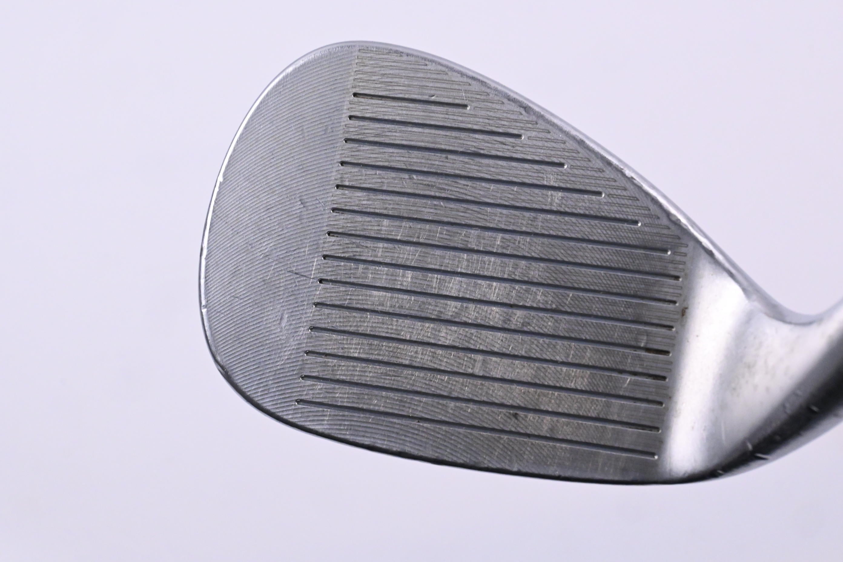 Cleveland 588 RTX Sand Wedge / 56 Degree / Wedge Flex Dynamic Gold Shaft