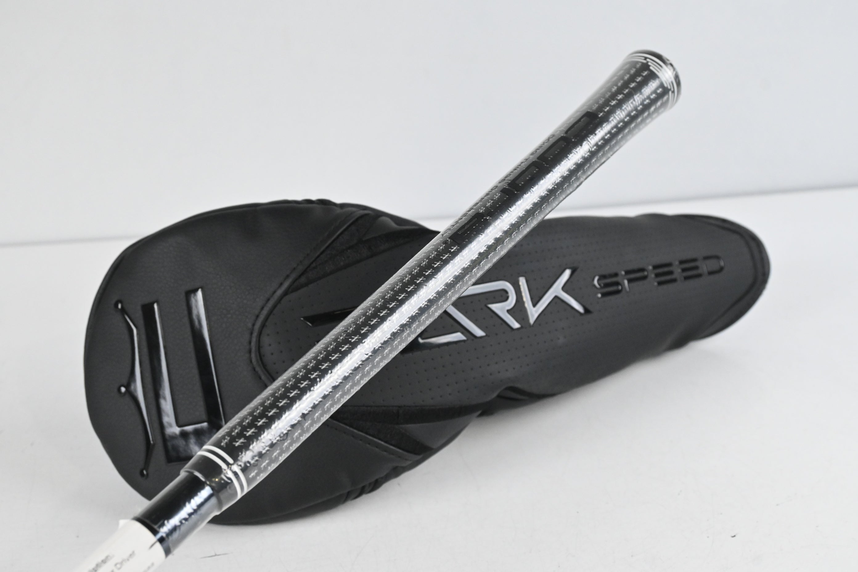 Cobra Darkspeed Max Driver / 10.5 Degree / Regular Flex UST Mamiya Lin.Q M40X 5