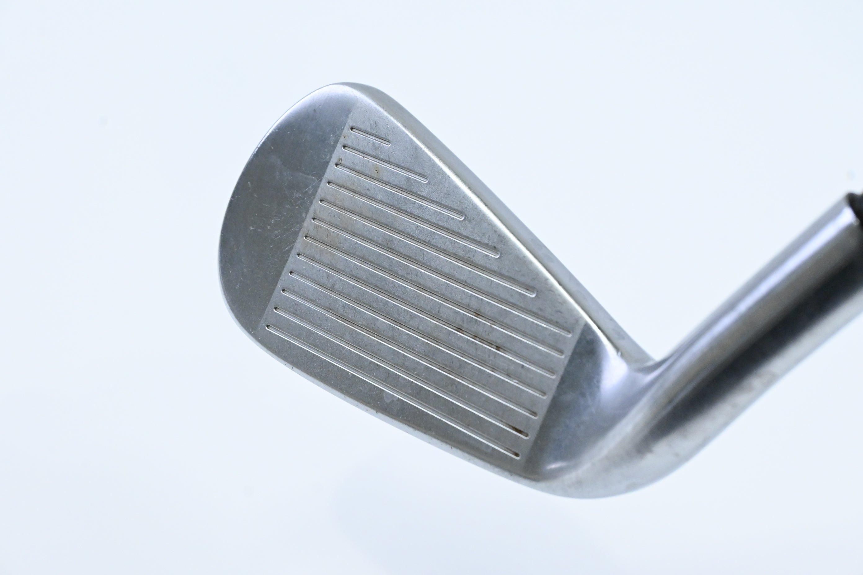Taylormade SIM UDI #2 Iron / 18 Degree / Stiff Flex Diamana Thump 90 Shaft