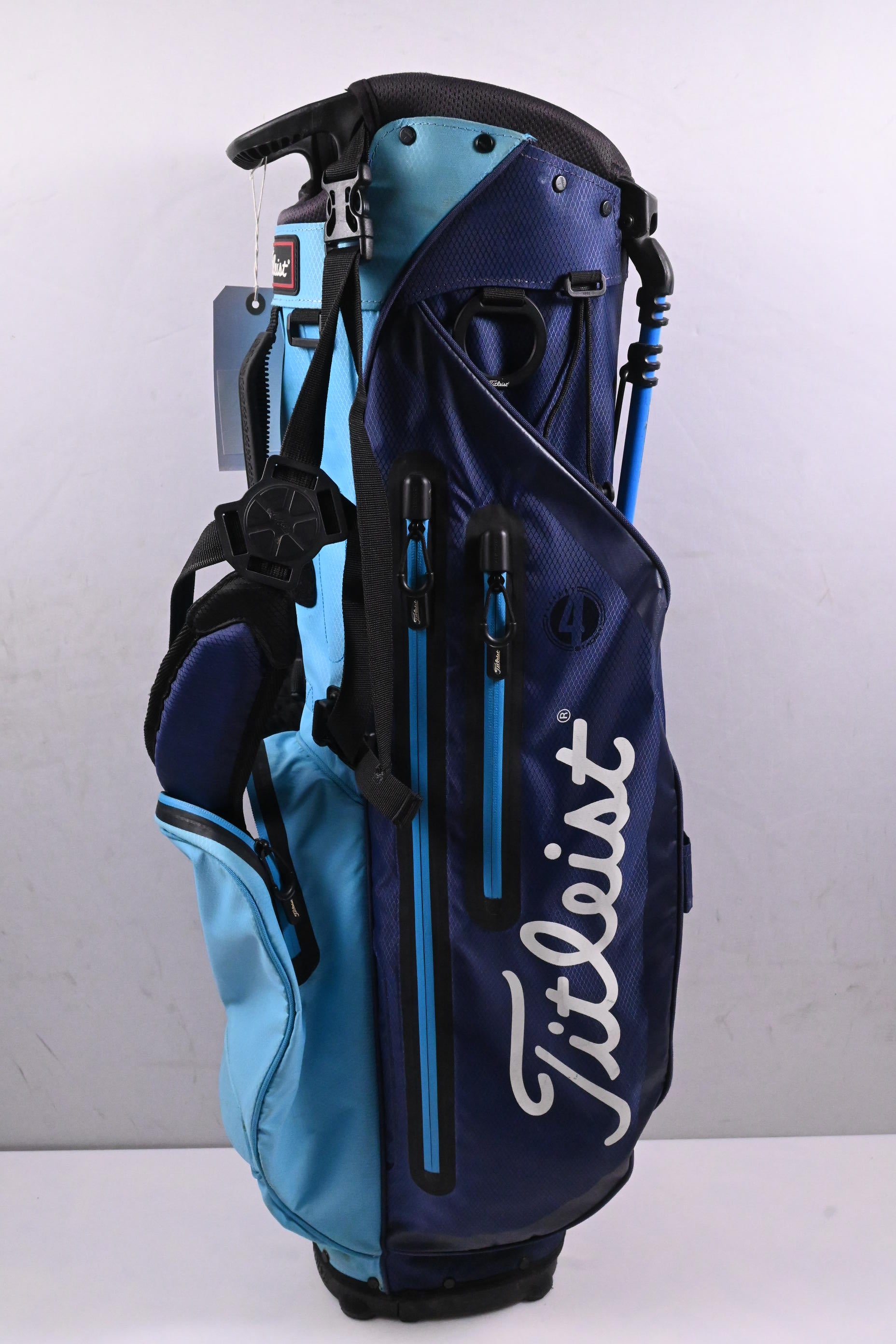Titleist Players 4 StaDry Stand Bag / 4-Way Divider / Navy, Blue
