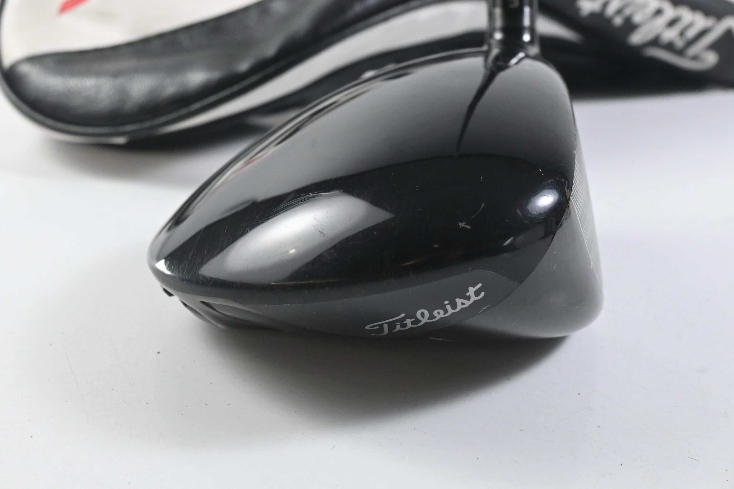 Titleist TSi3 Driver / 10 Degree / Stiff Flex Tensei AV Raw White 65 Shaft