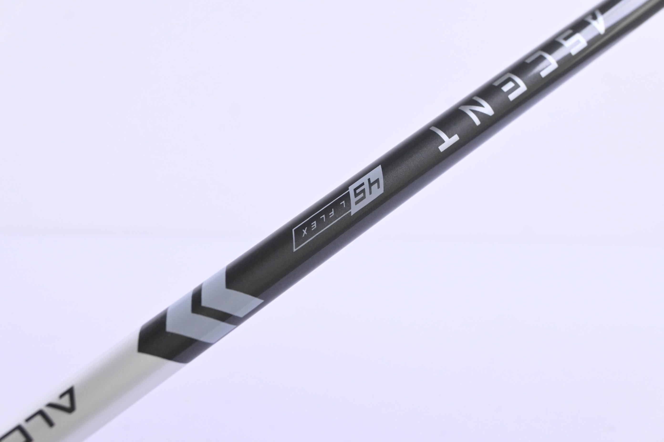 Left Hand Taylormade Qi35 Max Driver / 10.5 Degree / Ladies Flex Ascent 45