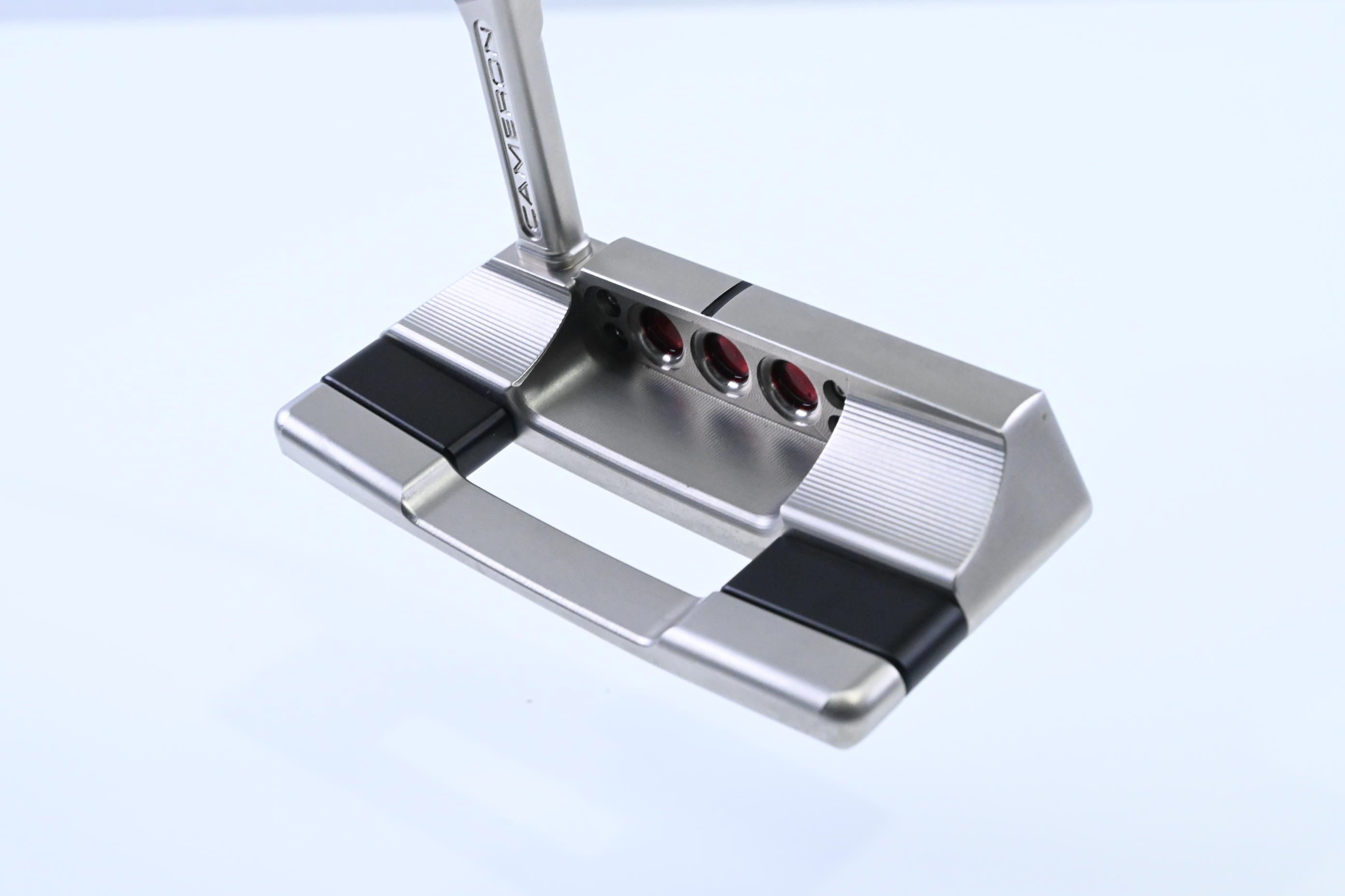 Scotty Cameron 2025 Studio Style Squareback 2 Putter / 34 Inch