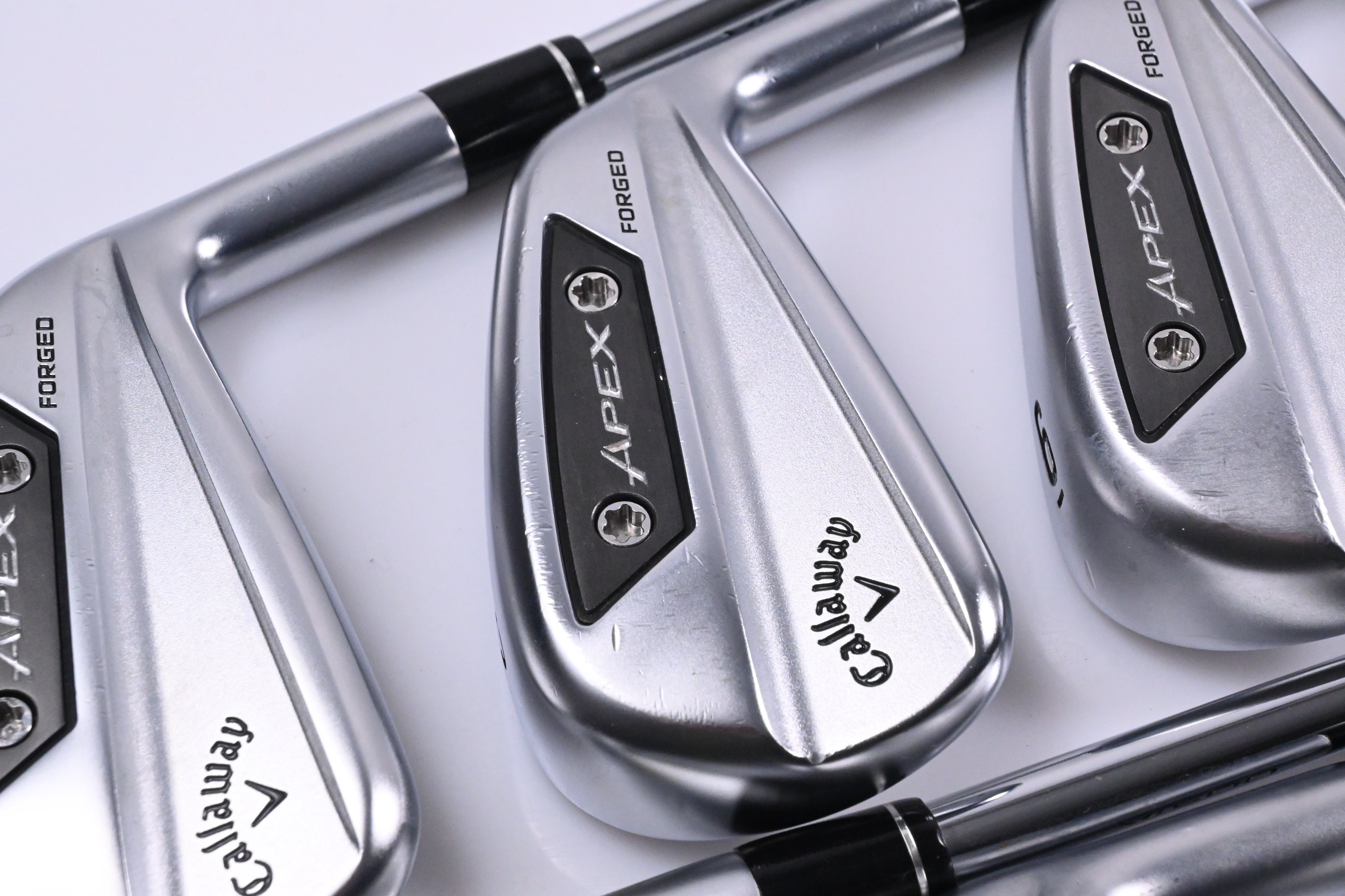 Callaway Apex Ai200 Irons / 4-PW+GW / X-Flex Dynamic Gold Mid 115 X100