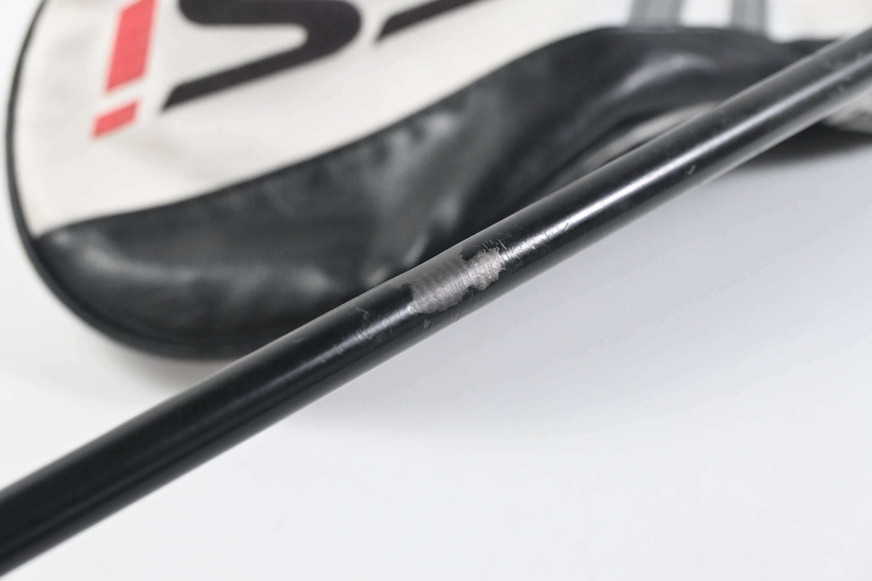 Titleist TSi3 Driver / 10 Degree / Stiff Flex Tensei AV Raw White 65 Shaft