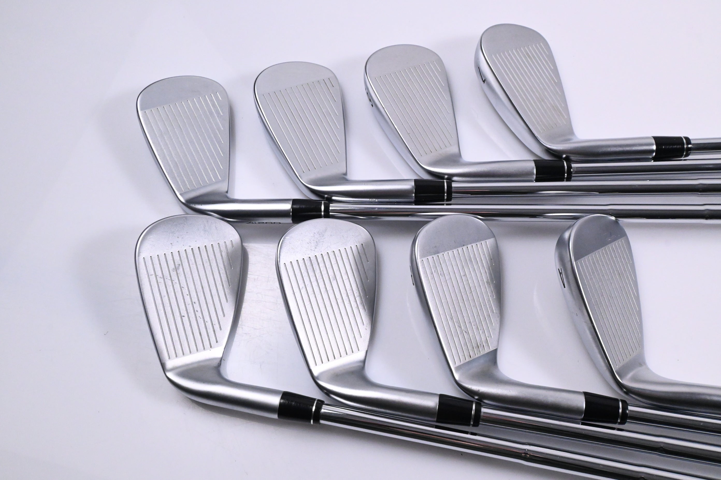 Callaway Apex Ai200 Irons / 4-PW+GW / X-Flex Dynamic Gold Mid 115 X100