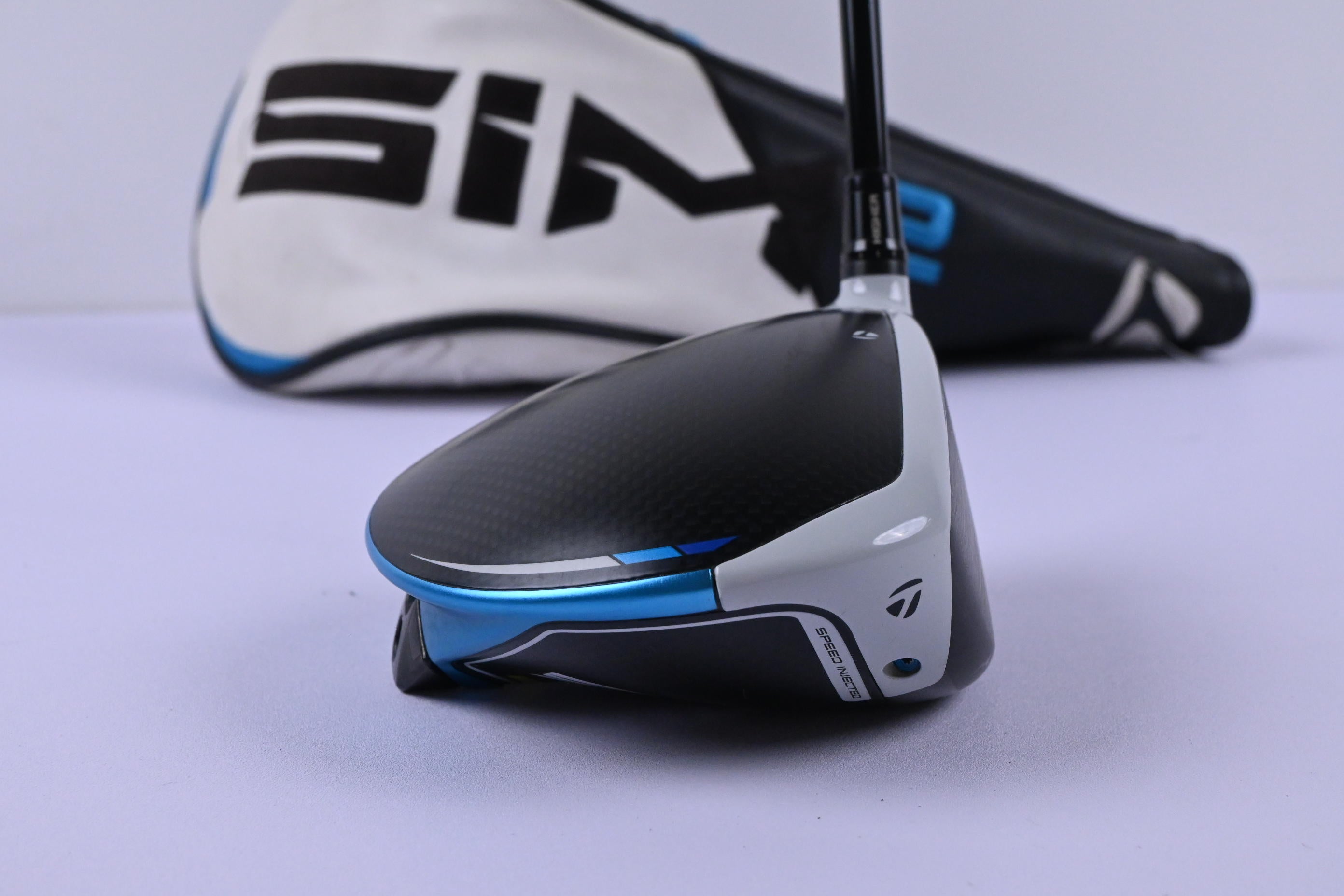 Taylormade SIM2 Max Driver / 10.5 Degree / Stiff Flex Tensei AV Raw Blue 60