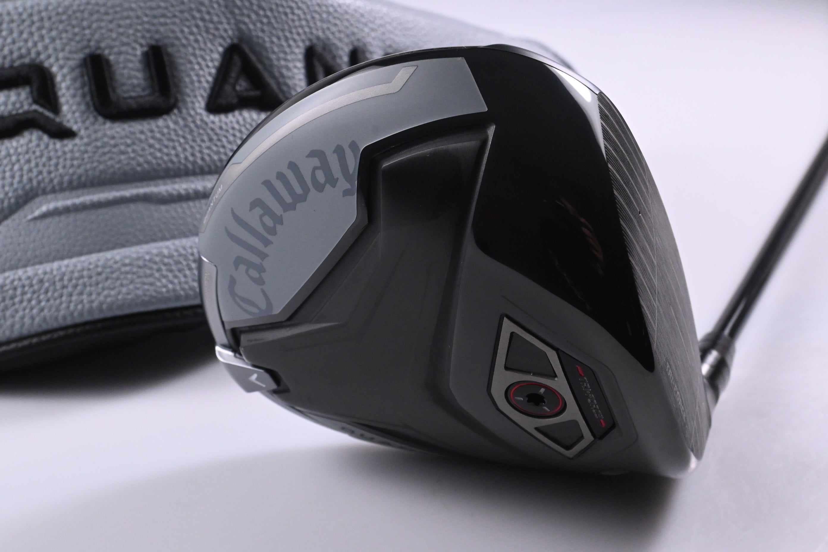 Callaway Quantum Max Driver / 10.5 Degree / Extra Stiff Flex Hzrdus Smoke Black