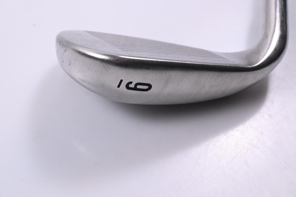Callaway Rogue #9 Iron / Regular Flex XP 95 R300 Shaft