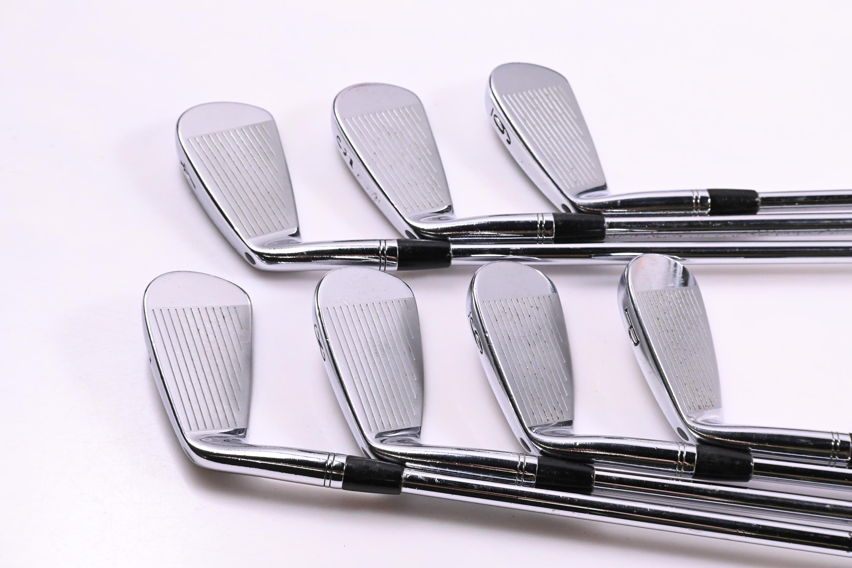 Titleist 735.CM Irons / 4-PW / Stiff Flex Dynamic Gold S300 Shafts