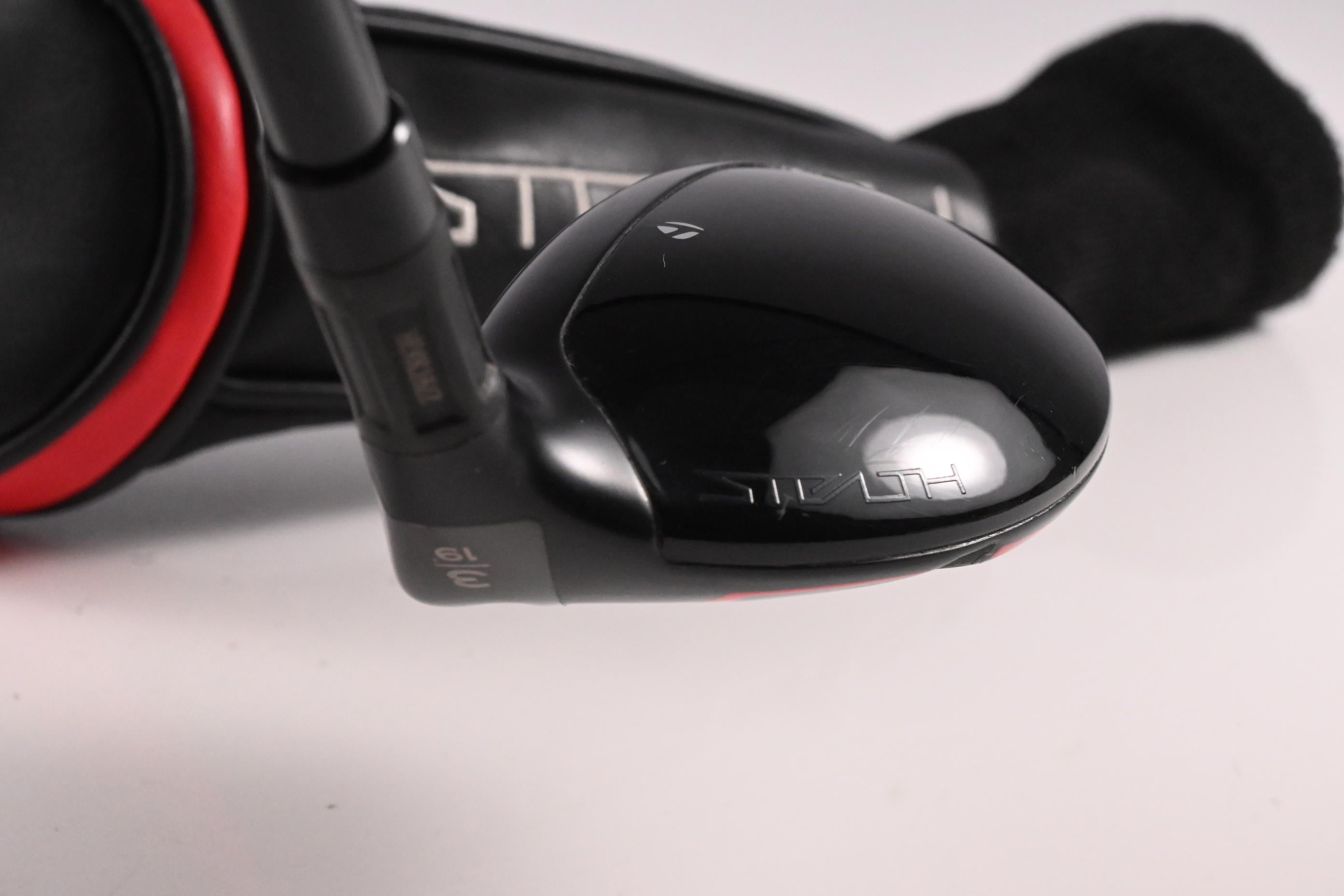 Taylormade Stealth 2 #3 Hybrid / 19 Degree / Regular Flex Ventus TR Red 6 Shaft