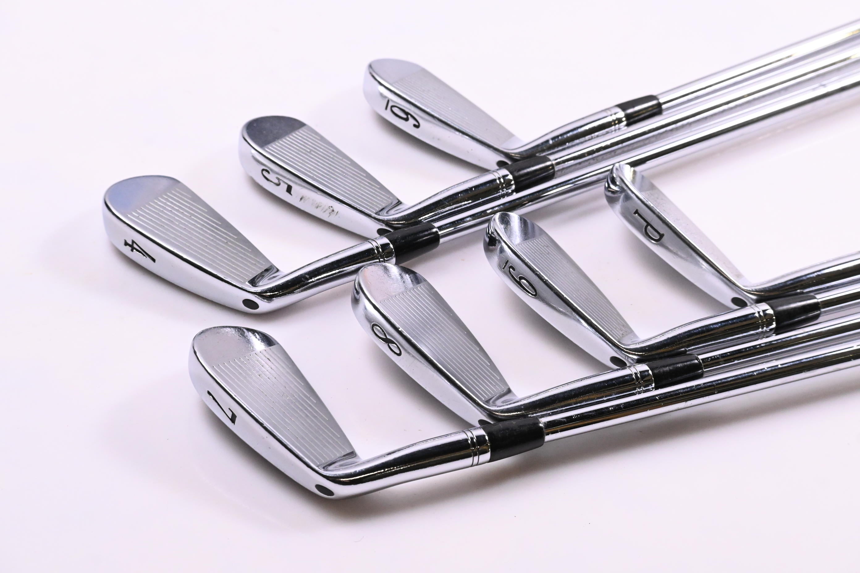 Titleist 735.CM Irons / 4-PW / Stiff Flex Dynamic Gold S300 Shafts