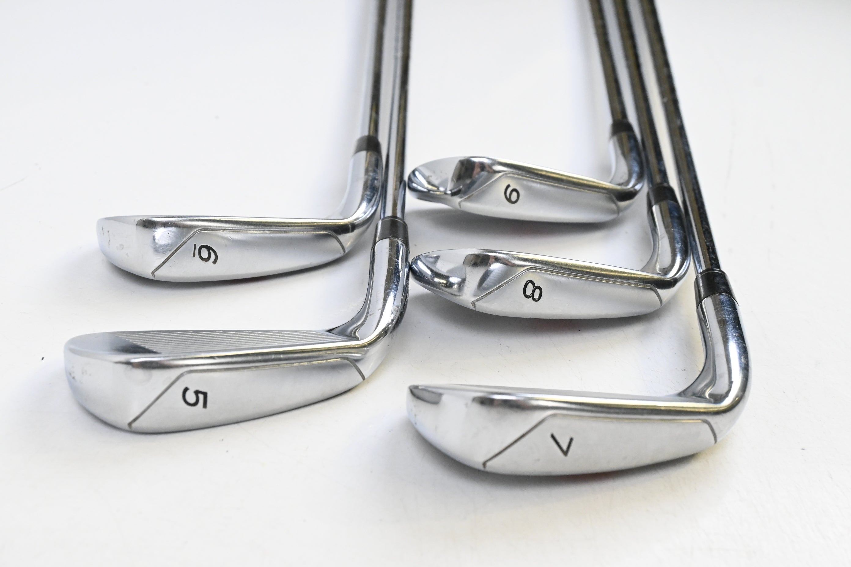 Taylormade R11 Irons / 5-9i / Regular Flex KBS 90 Shafts