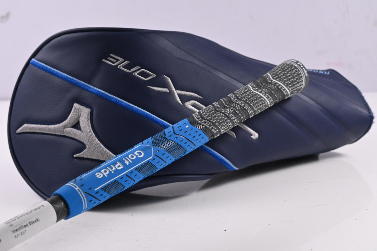 Mizuno JPX One Driver / 10.5 Degree / Stiff Flex Tensei 1K Blue 55 Shaft