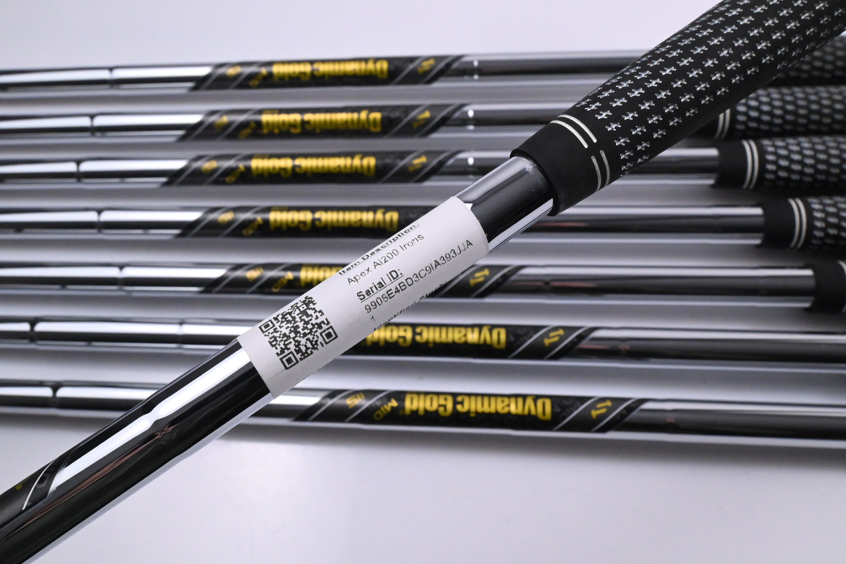 Callaway Apex Ai200 Irons / 4-PW+GW / X-Flex Dynamic Gold Mid 115 X100