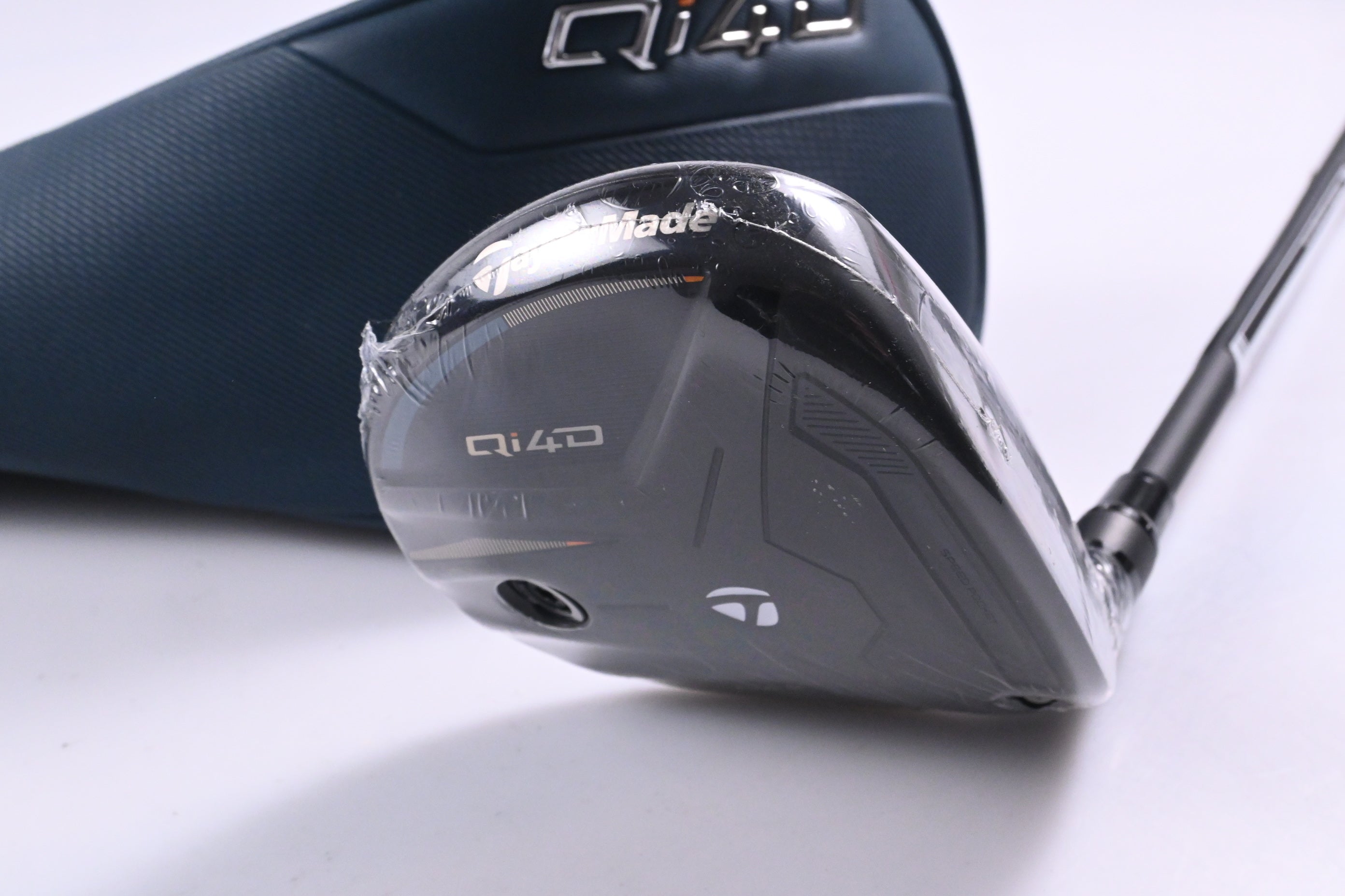 Taylormade Qi4D Max #5 Wood / 18 Degree / Regular Flex REAX 55 Shaft