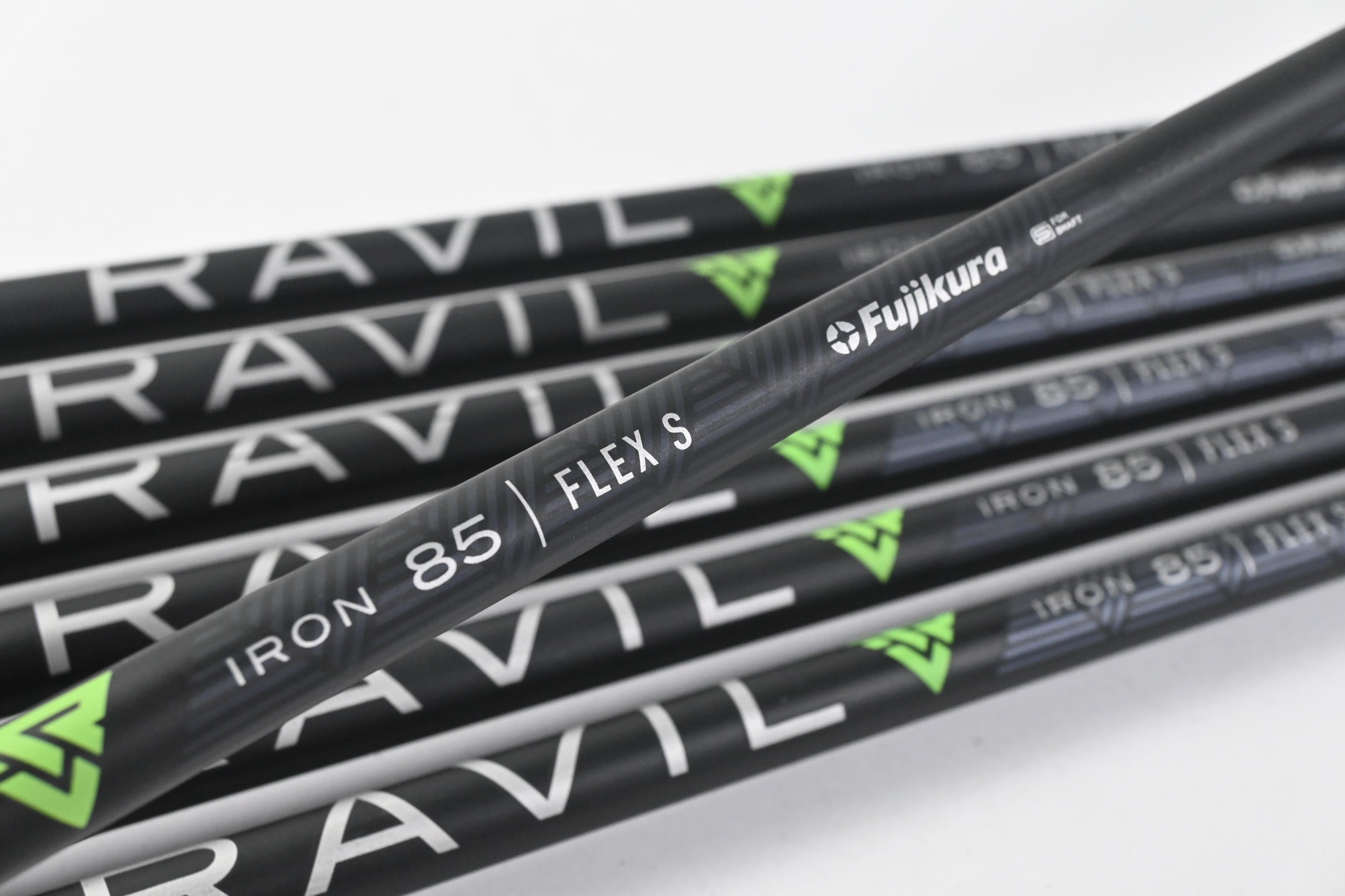 Fujikura Travil 85 Iron Shafts / Stiff Flex / Set of 7 / .370" Tips
